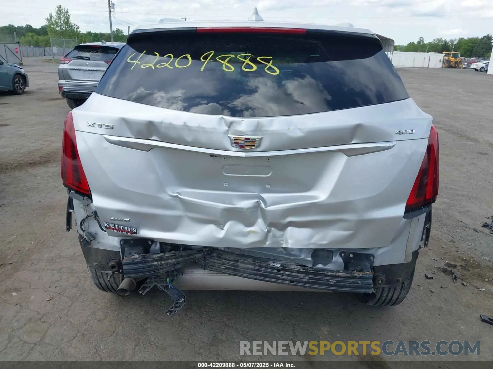 16 Photograph of a damaged car 1GYKNDRS2LZ180789 CADILLAC XT5 2020