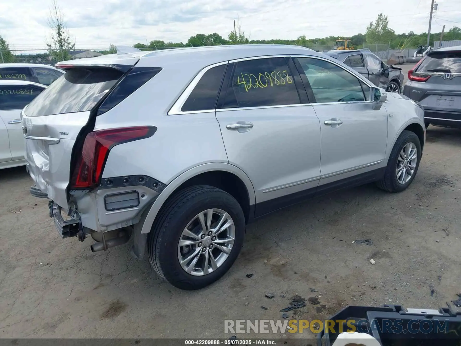 4 Photograph of a damaged car 1GYKNDRS2LZ180789 CADILLAC XT5 2020