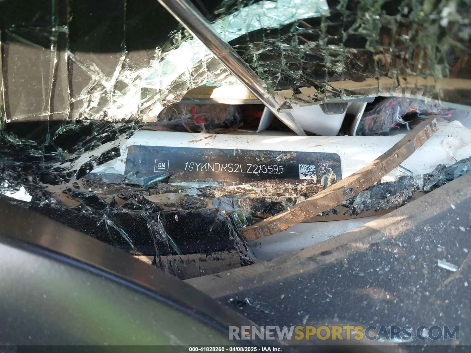 9 Photograph of a damaged car 1GYKNDRS2LZ213595 CADILLAC XT5 2020