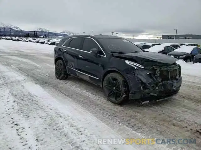 11 Photograph of a damaged car 1GYKNDRS6LZ131191 CADILLAC XT5 2020
