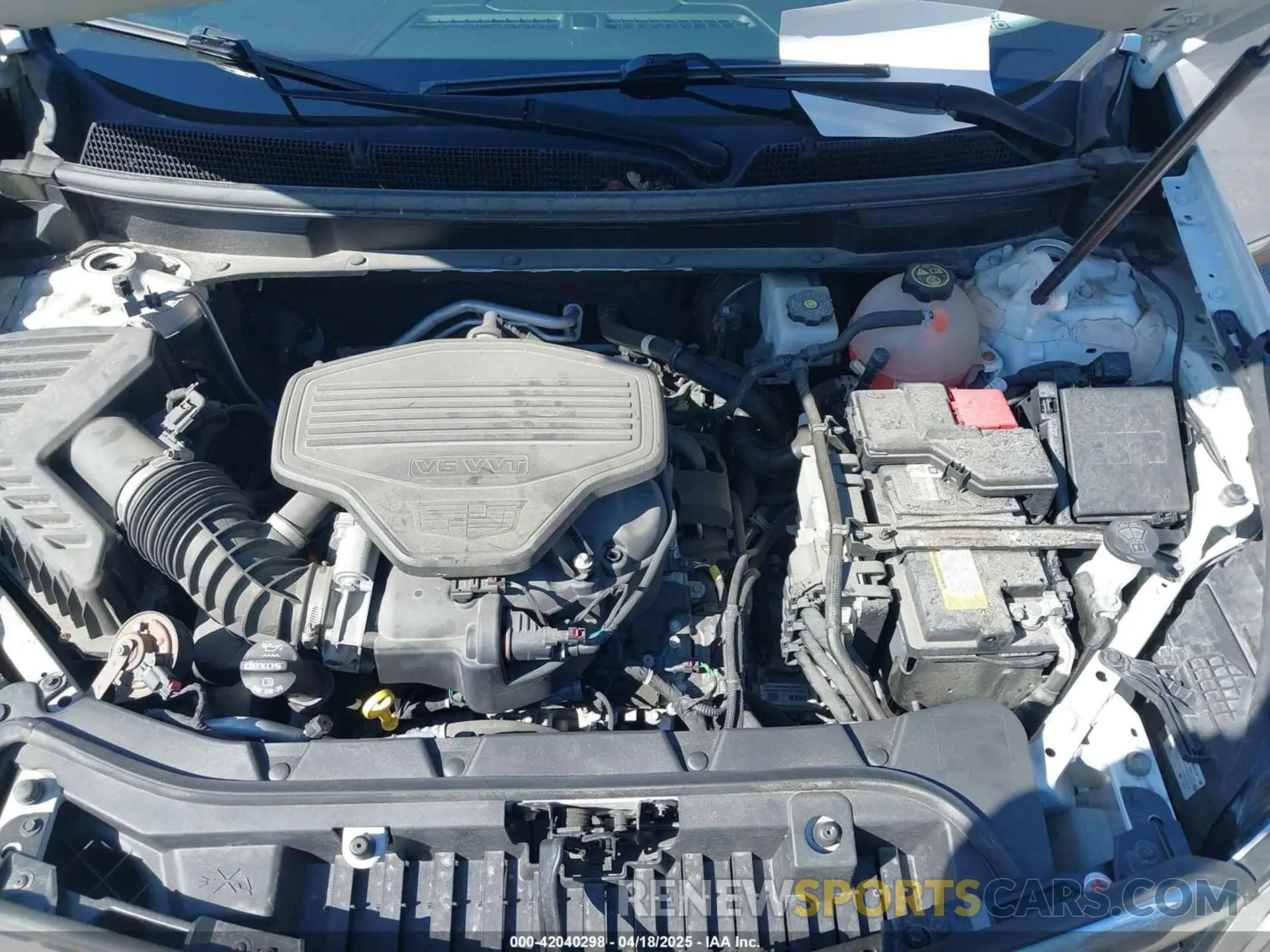 10 Photograph of a damaged car 1GYKNDRS7LZ113038 CADILLAC XT5 2020