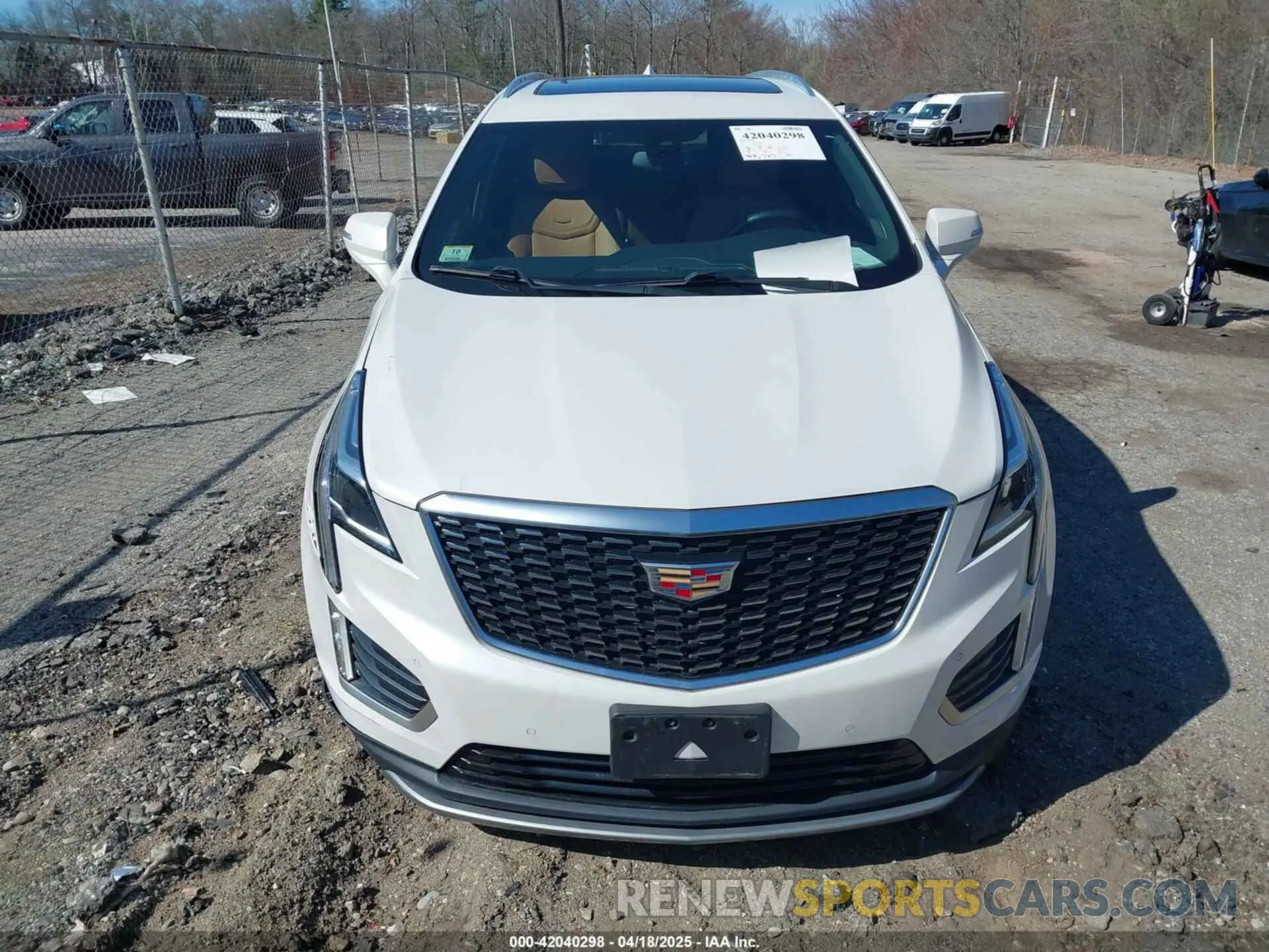 12 Photograph of a damaged car 1GYKNDRS7LZ113038 CADILLAC XT5 2020