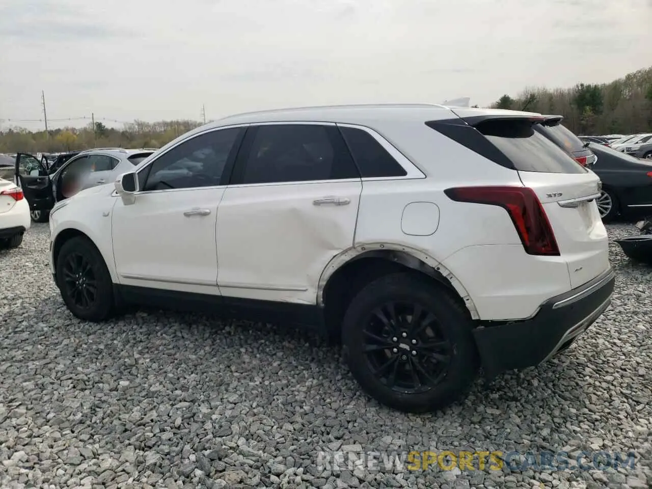 2 Фотография поврежденного автомобиля 1GYKNDRS8LZ112206 CADILLAC XT5 2020