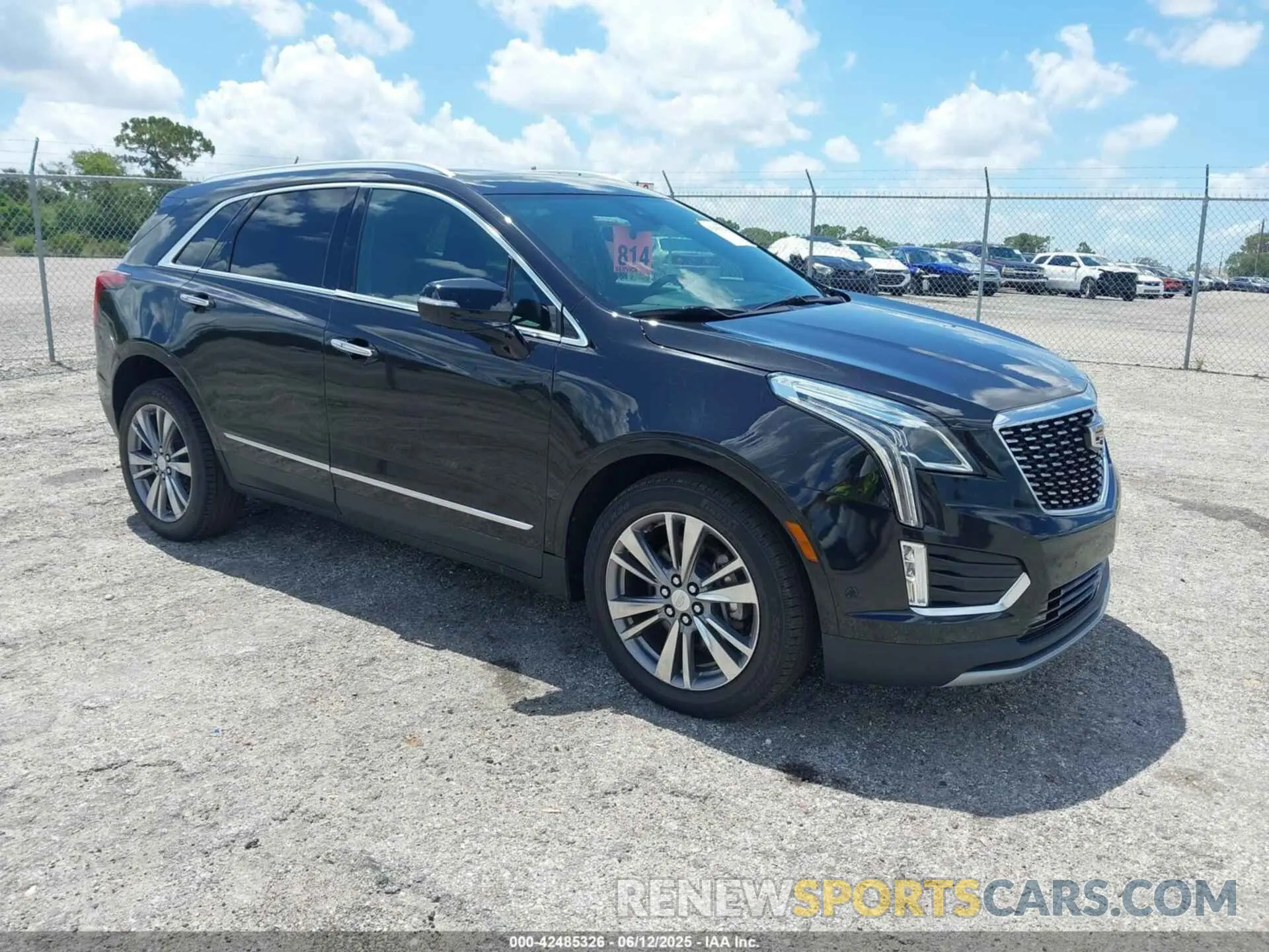 1 Photograph of a damaged car 1GYKNDRS9LZ152374 CADILLAC XT5 2020
