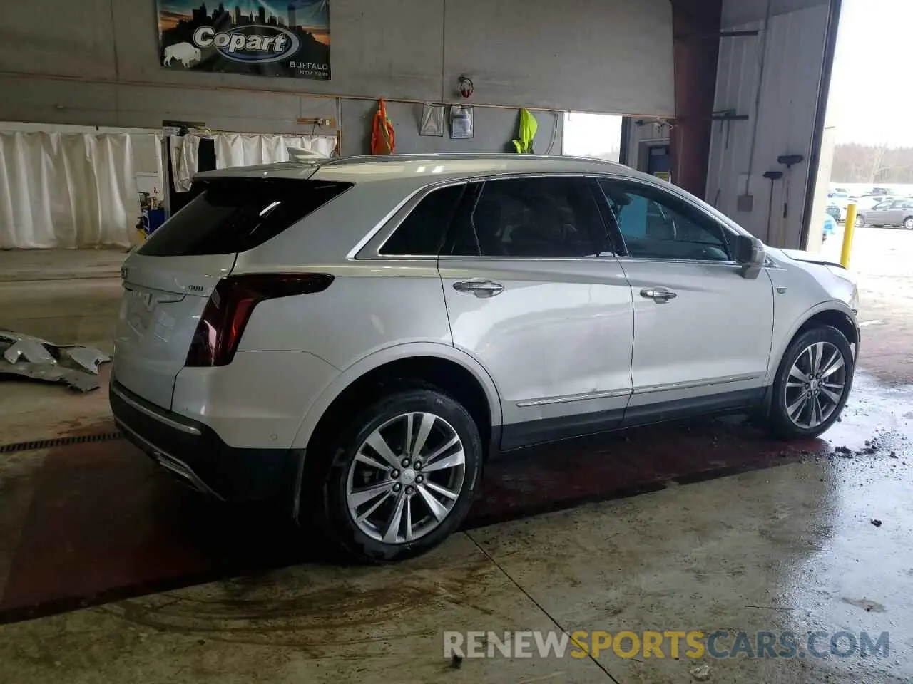 3 Фотография поврежденного автомобиля 1GYKNDRS9LZ178411 CADILLAC XT5 2020