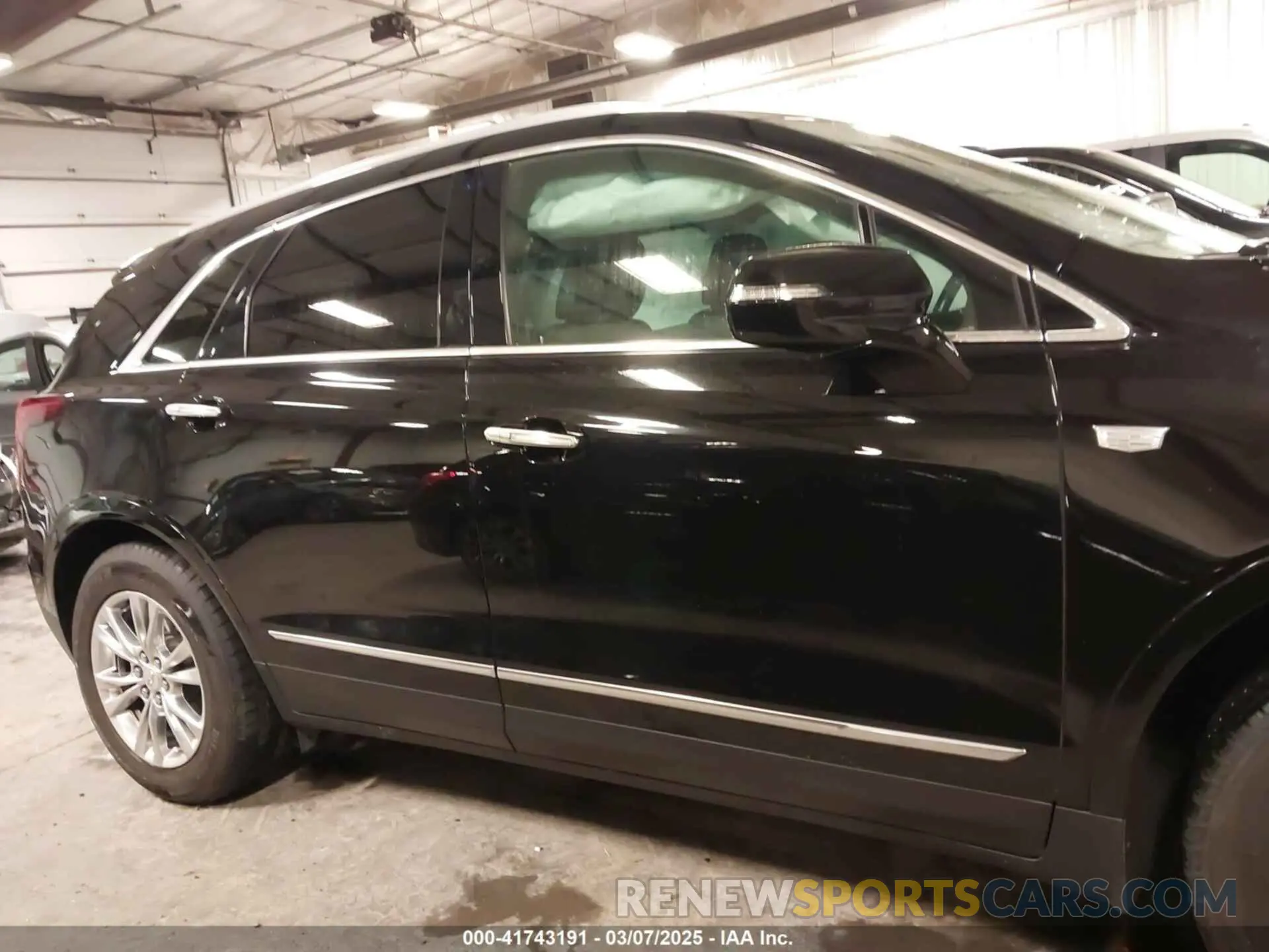 14 Photograph of a damaged car 1GYKNDRS9LZ197122 CADILLAC XT5 2020