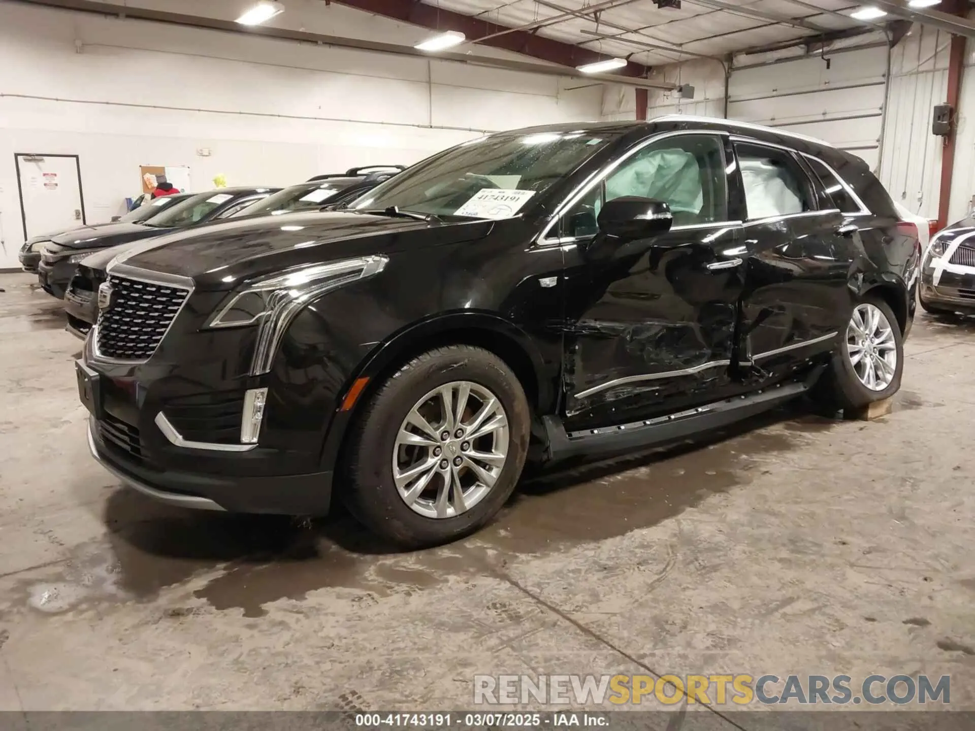 2 Photograph of a damaged car 1GYKNDRS9LZ197122 CADILLAC XT5 2020
