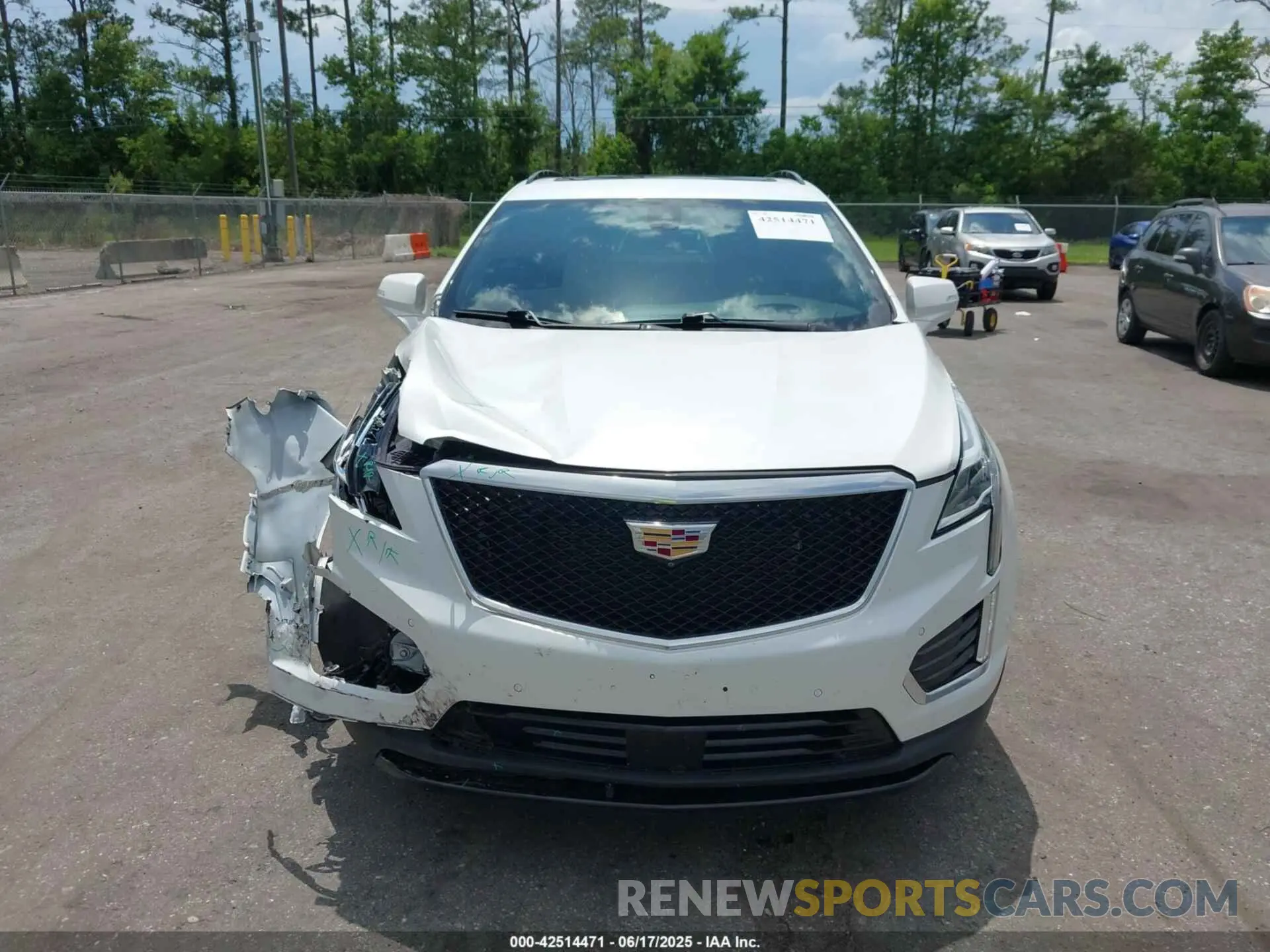 12 Фотография поврежденного автомобиля 1GYKNGRS4LZ192699 CADILLAC XT5 2020