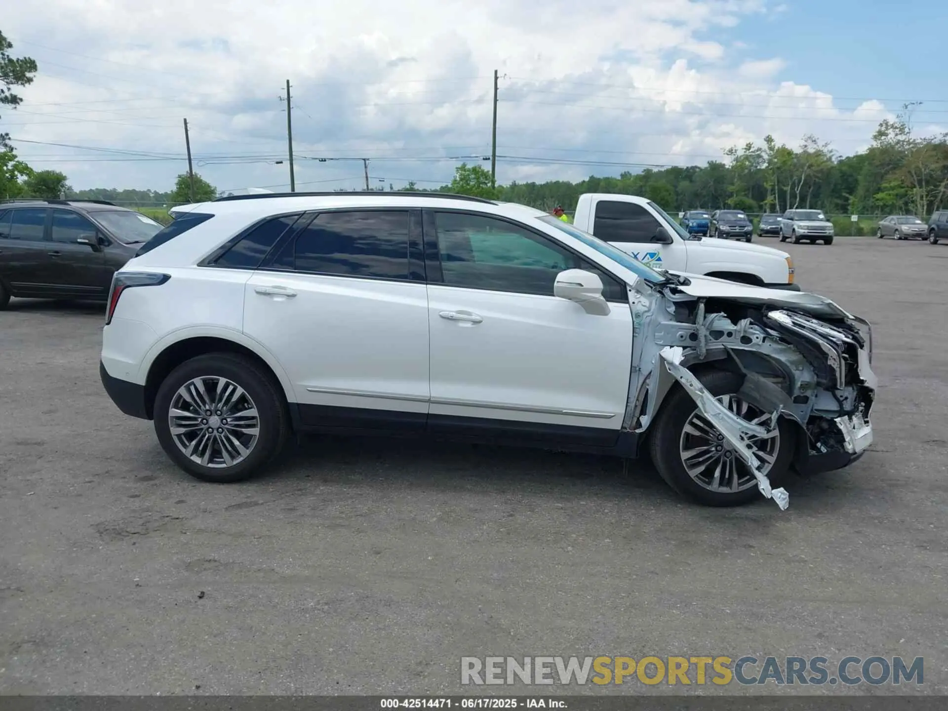 13 Фотография поврежденного автомобиля 1GYKNGRS4LZ192699 CADILLAC XT5 2020