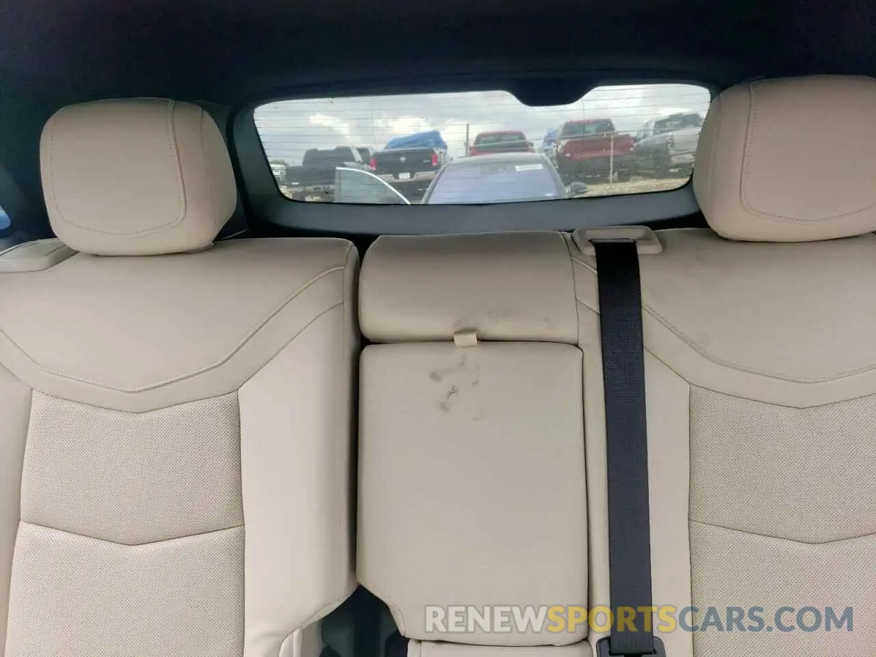 10 Фотография поврежденного автомобиля 1GYKNGRSXLZ224734 CADILLAC XT5 2020