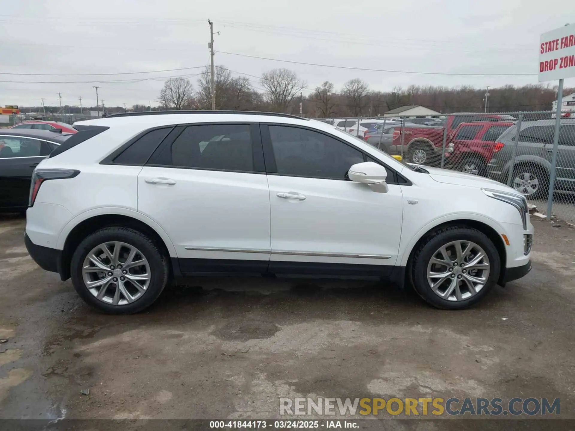 13 Фотография поврежденного автомобиля 1GYKNHRS5LZ238370 CADILLAC XT5 2020