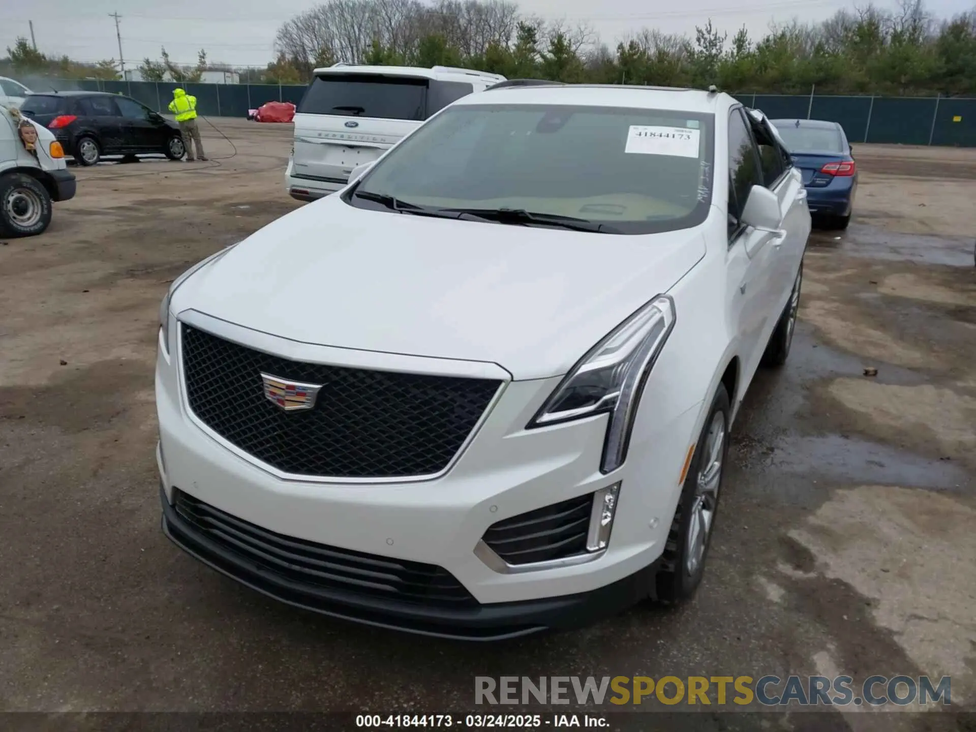 2 Фотография поврежденного автомобиля 1GYKNHRS5LZ238370 CADILLAC XT5 2020