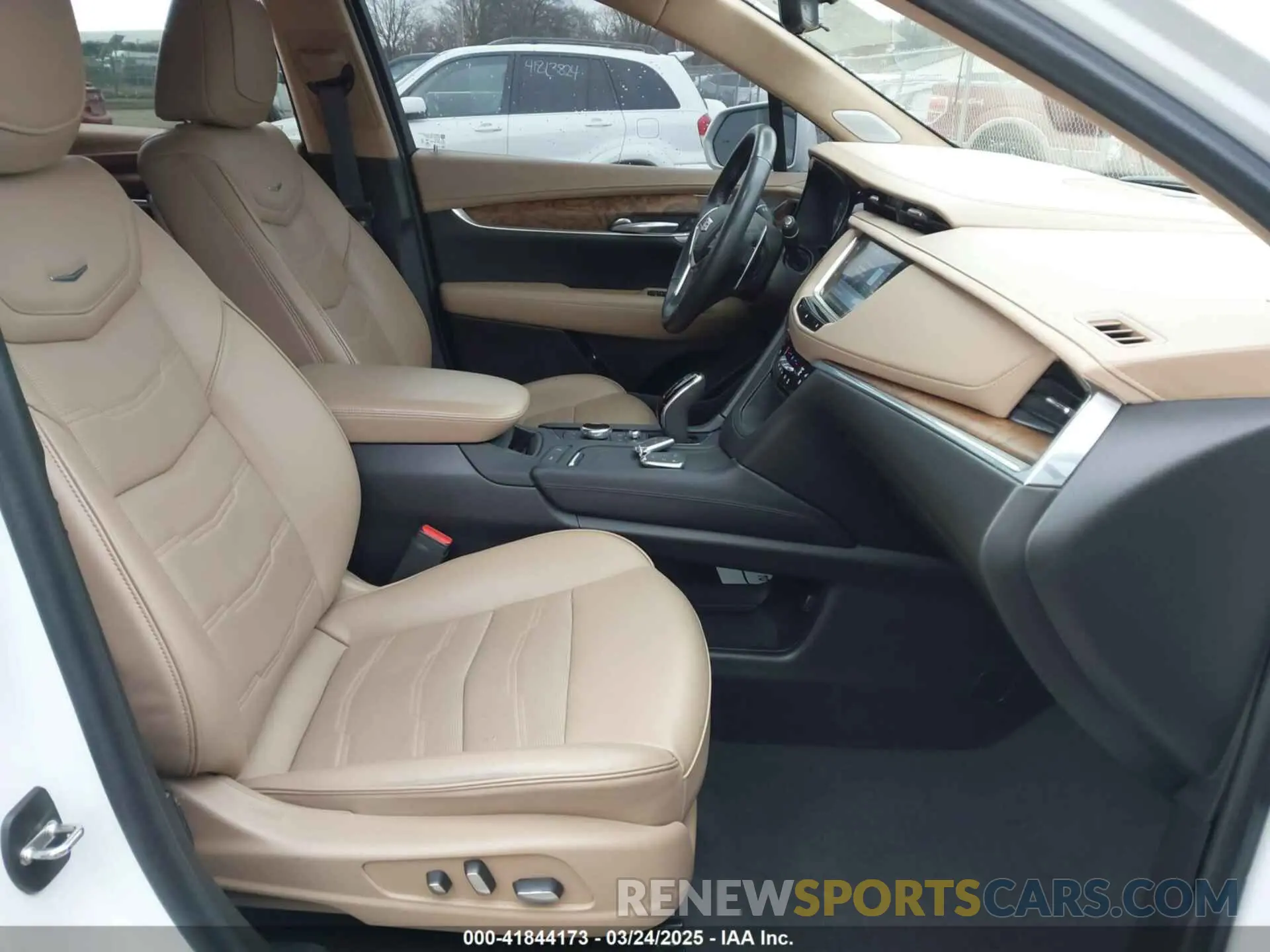 5 Фотография поврежденного автомобиля 1GYKNHRS5LZ238370 CADILLAC XT5 2020