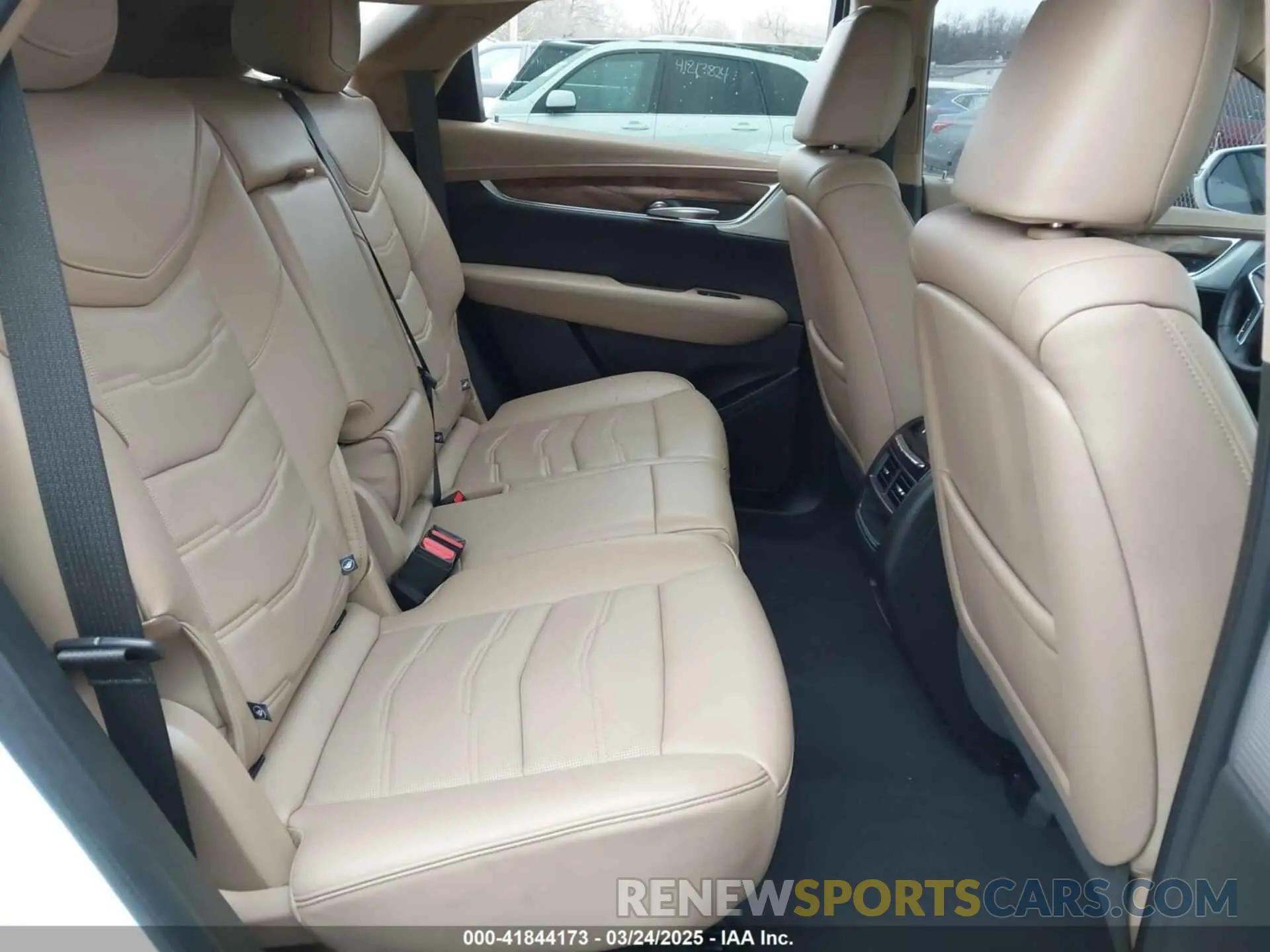 8 Фотография поврежденного автомобиля 1GYKNHRS5LZ238370 CADILLAC XT5 2020