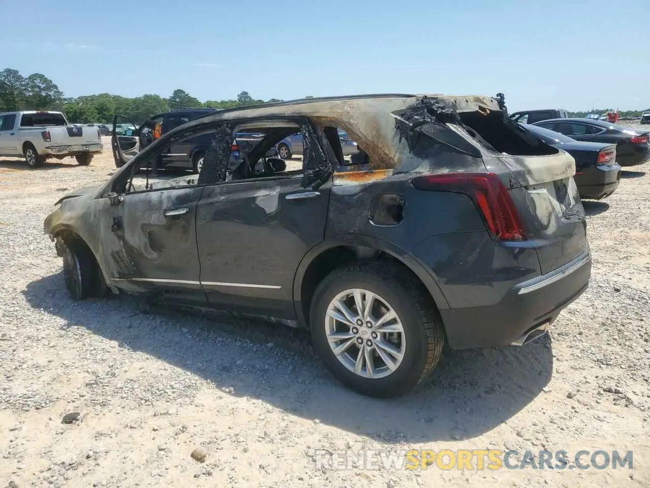 2 Фотография поврежденного автомобиля 1GYKNAR40MZ144522 CADILLAC XT5 2021