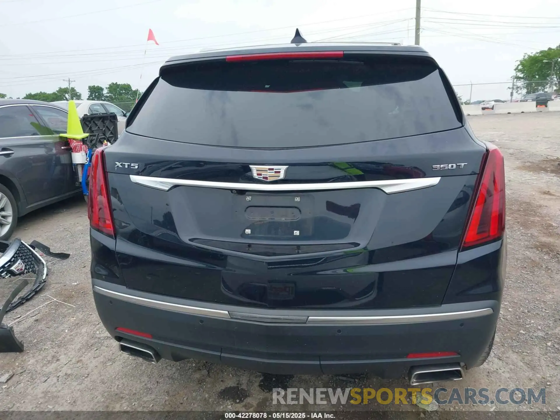 17 Фотография поврежденного автомобиля 1GYKNAR42MZ131870 CADILLAC XT5 2021