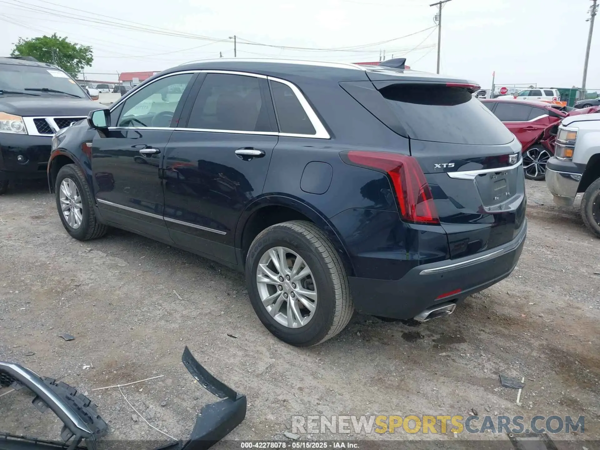 3 Фотография поврежденного автомобиля 1GYKNAR42MZ131870 CADILLAC XT5 2021