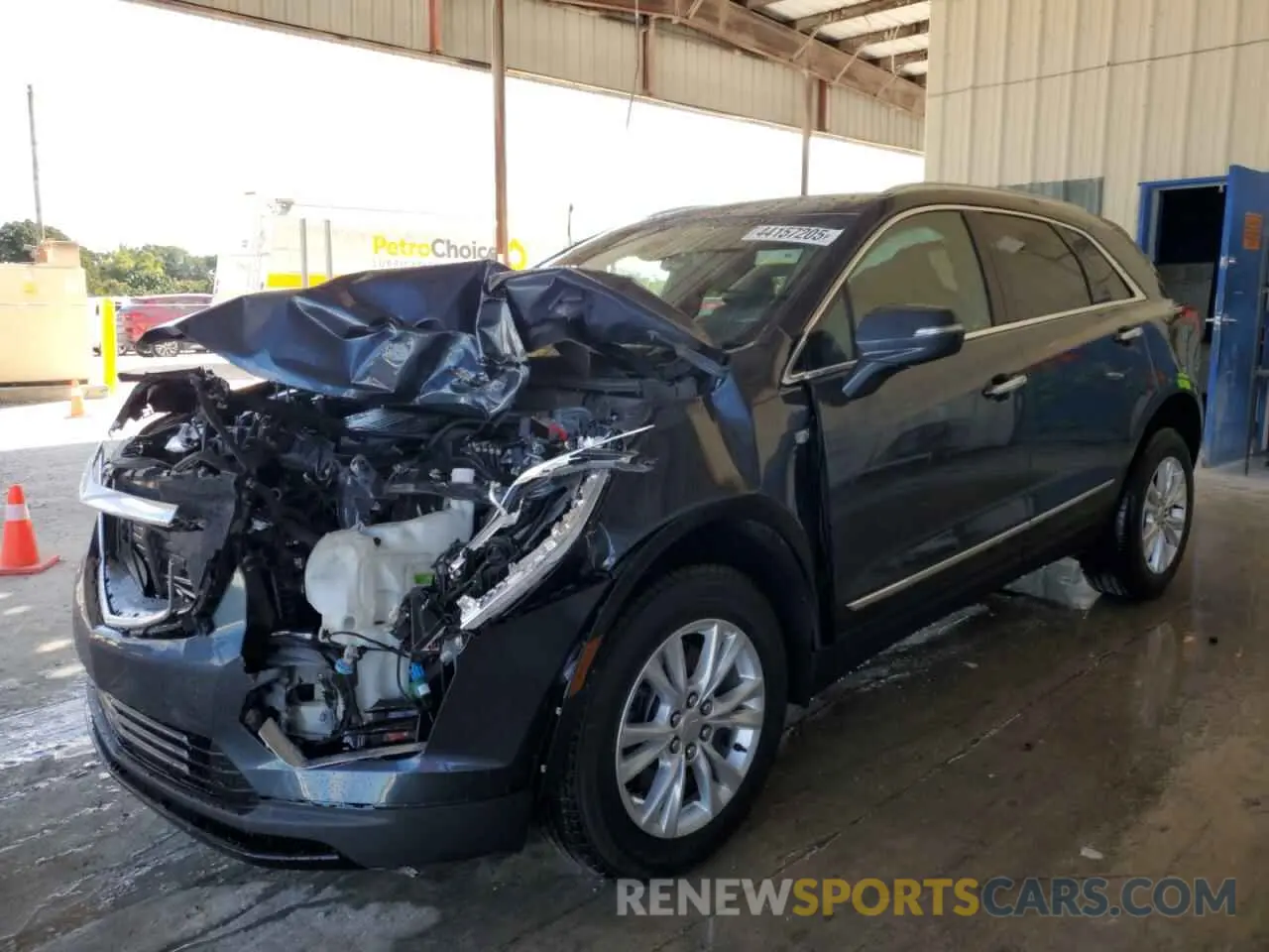 1 Photograph of a damaged car 1GYKNAR45MZ111712 CADILLAC XT5 2021