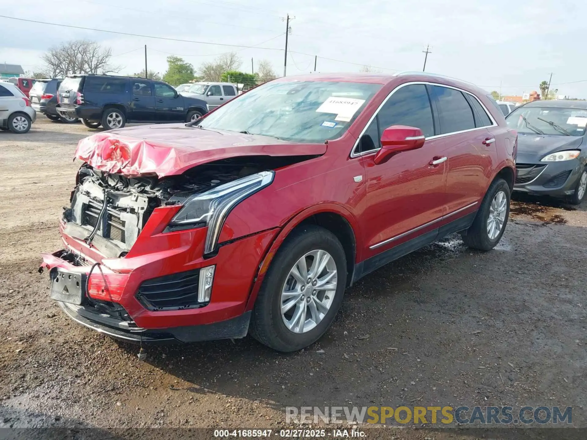 2 Photograph of a damaged car 1GYKNAR45MZ125383 CADILLAC XT5 2021