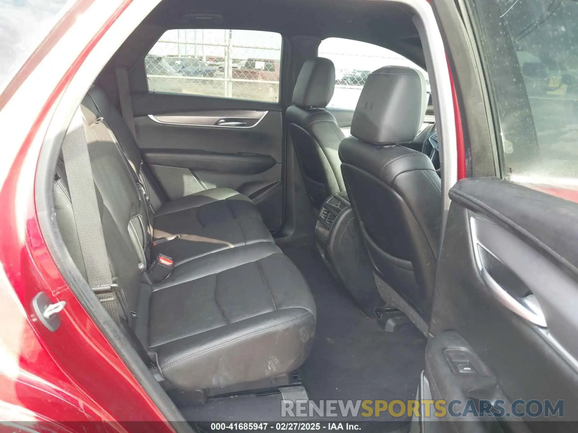 8 Photograph of a damaged car 1GYKNAR45MZ125383 CADILLAC XT5 2021