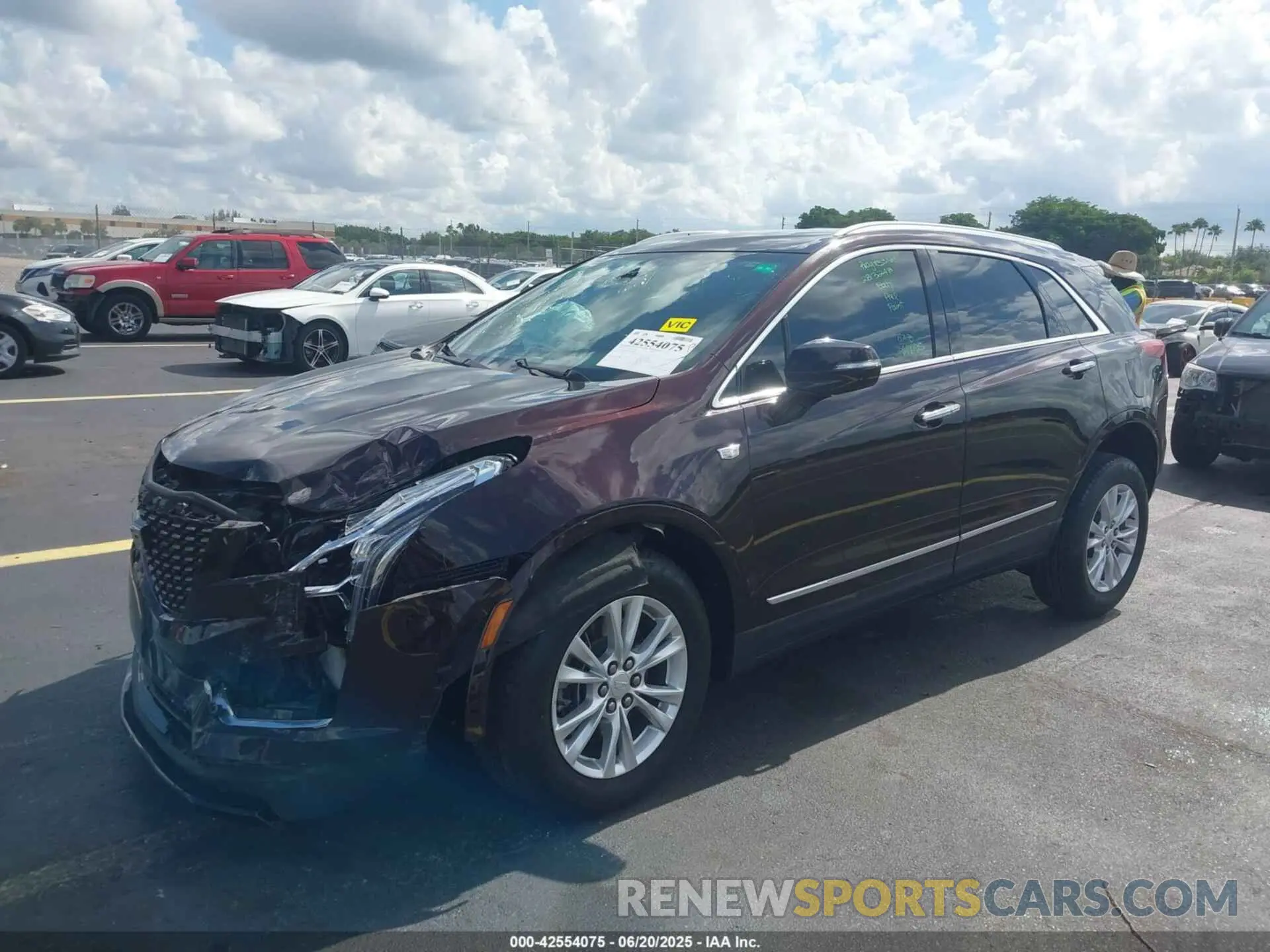 2 Photograph of a damaged car 1GYKNAR4XMZ118140 CADILLAC XT5 2021
