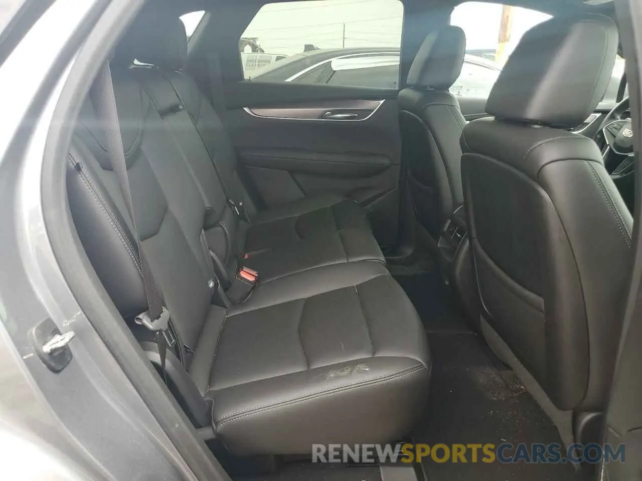 11 Фотография поврежденного автомобиля 1GYKNBR49MZ221393 CADILLAC XT5 2021