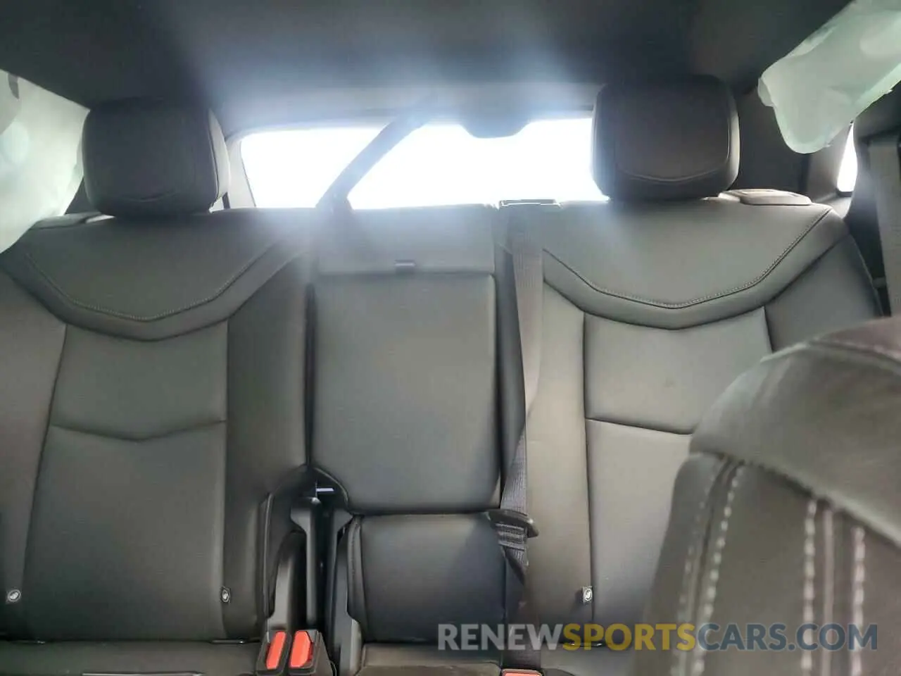 10 Фотография поврежденного автомобиля 1GYKNCR41MZ174477 CADILLAC XT5 2021