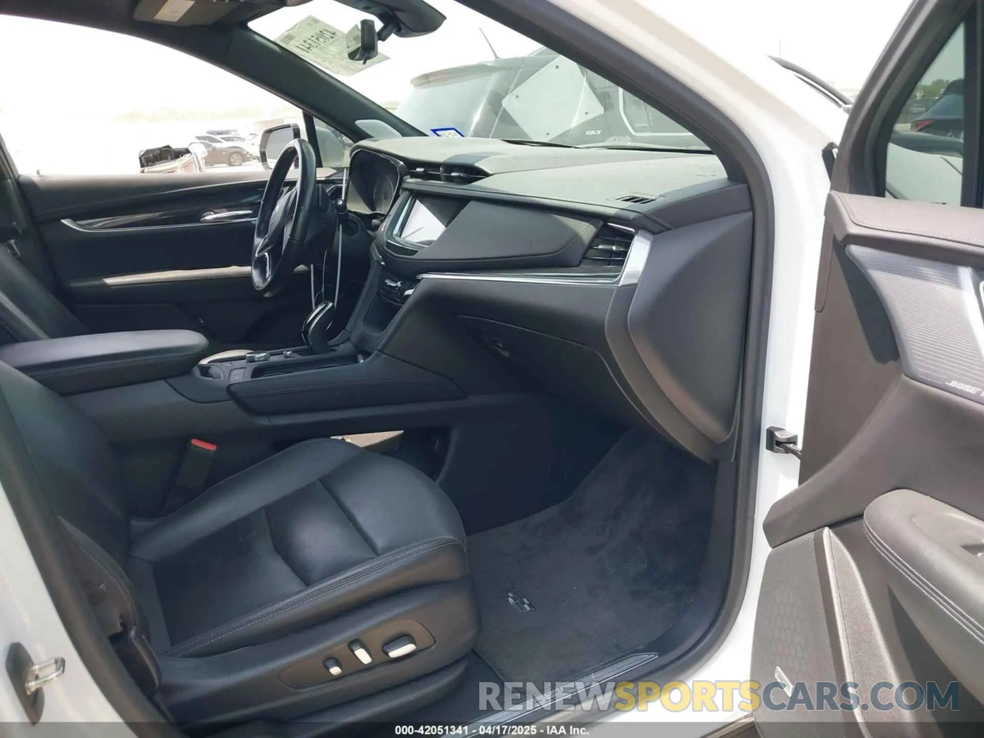 5 Фотография поврежденного автомобиля 1GYKNCR42MZ174309 CADILLAC XT5 2021
