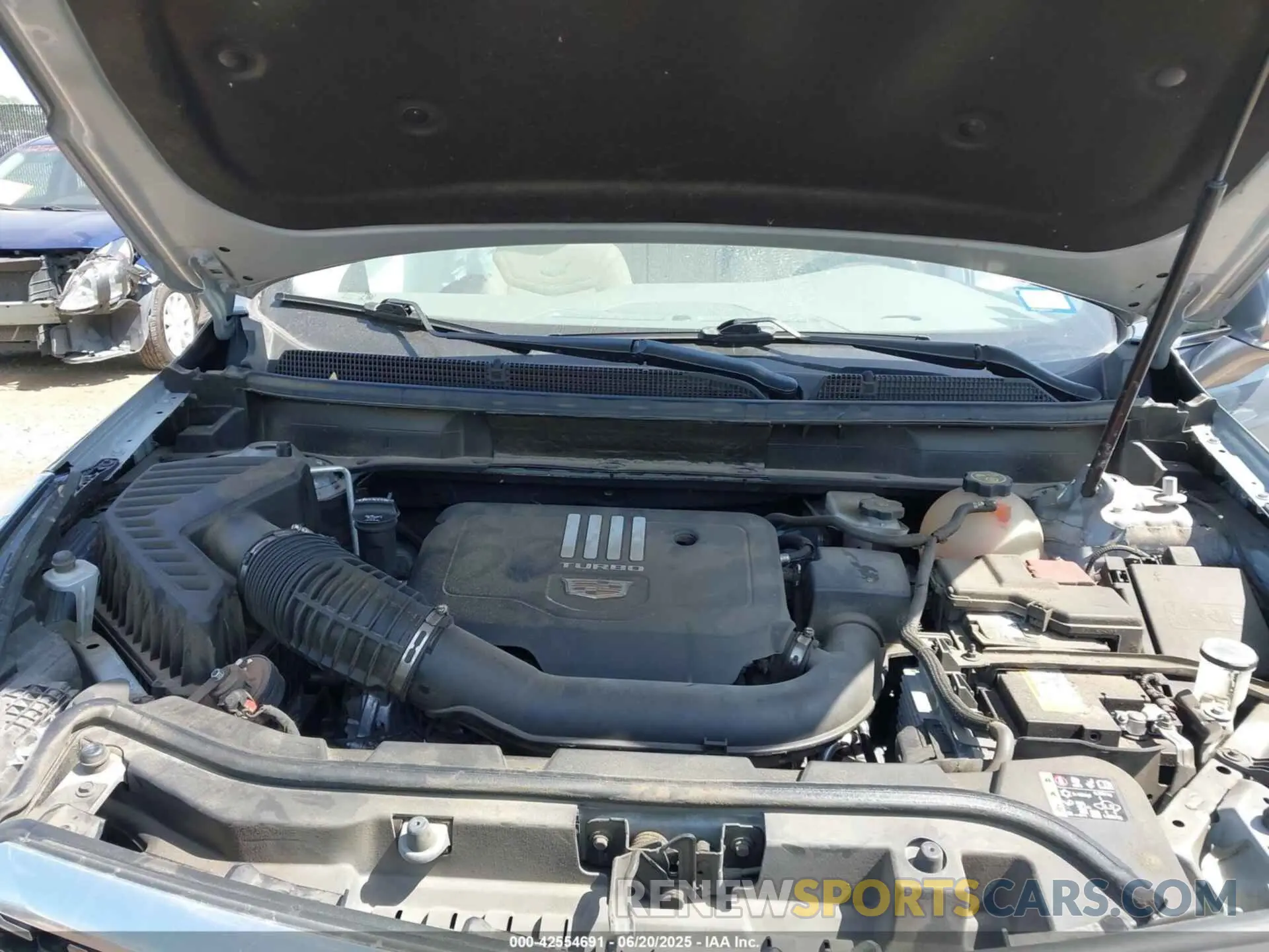 10 Фотография поврежденного автомобиля 1GYKNCR46MZ174474 CADILLAC XT5 2021
