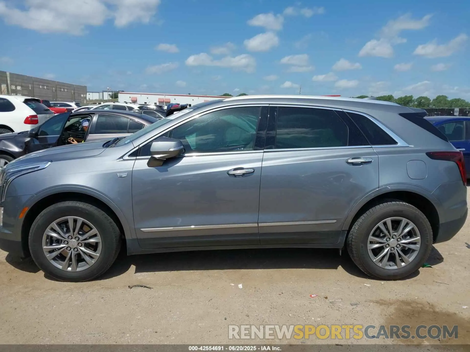 14 Фотография поврежденного автомобиля 1GYKNCR46MZ174474 CADILLAC XT5 2021