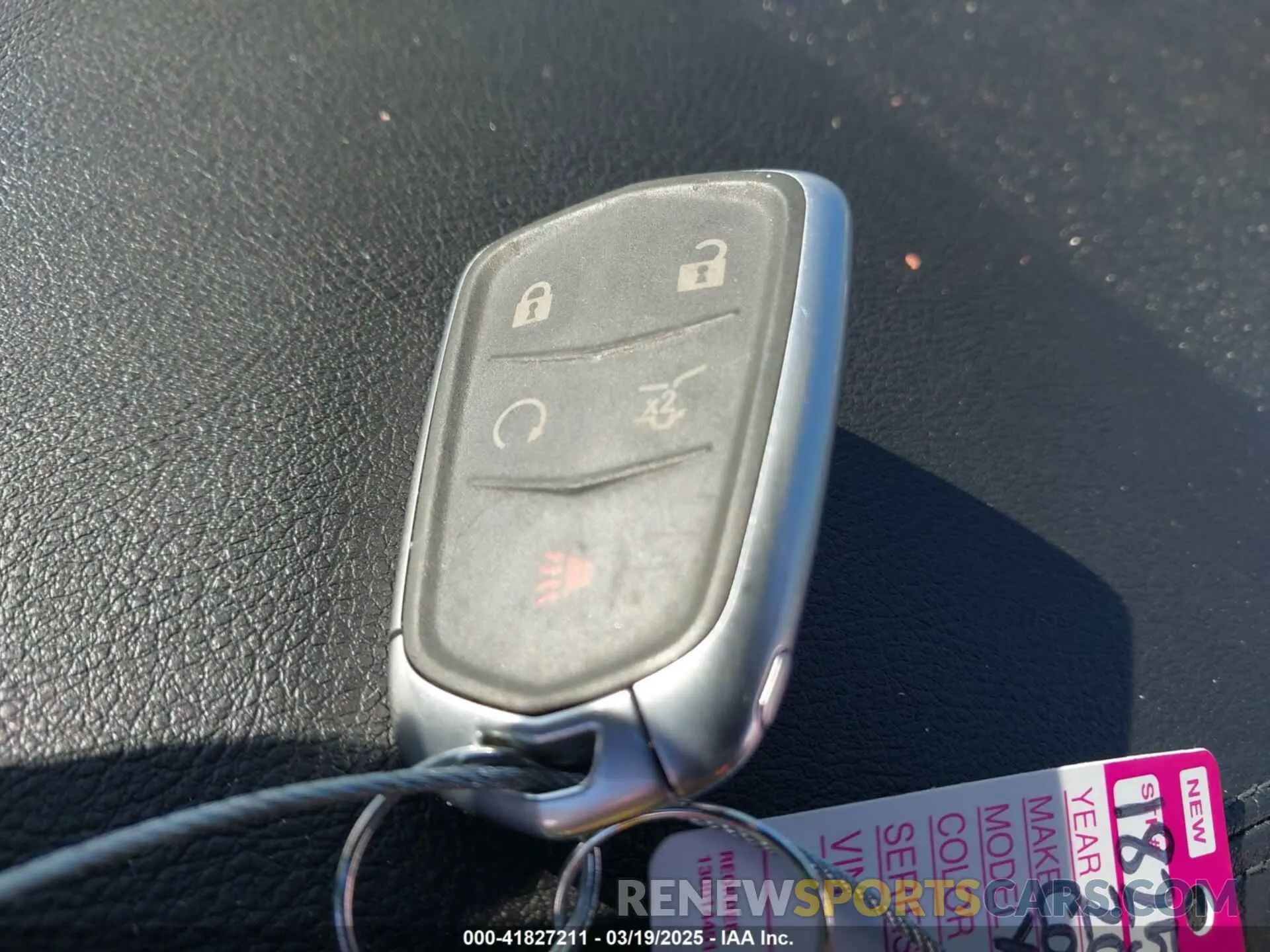 11 Photograph of a damaged car 1GYKNCR48MZ234688 CADILLAC XT5 2021
