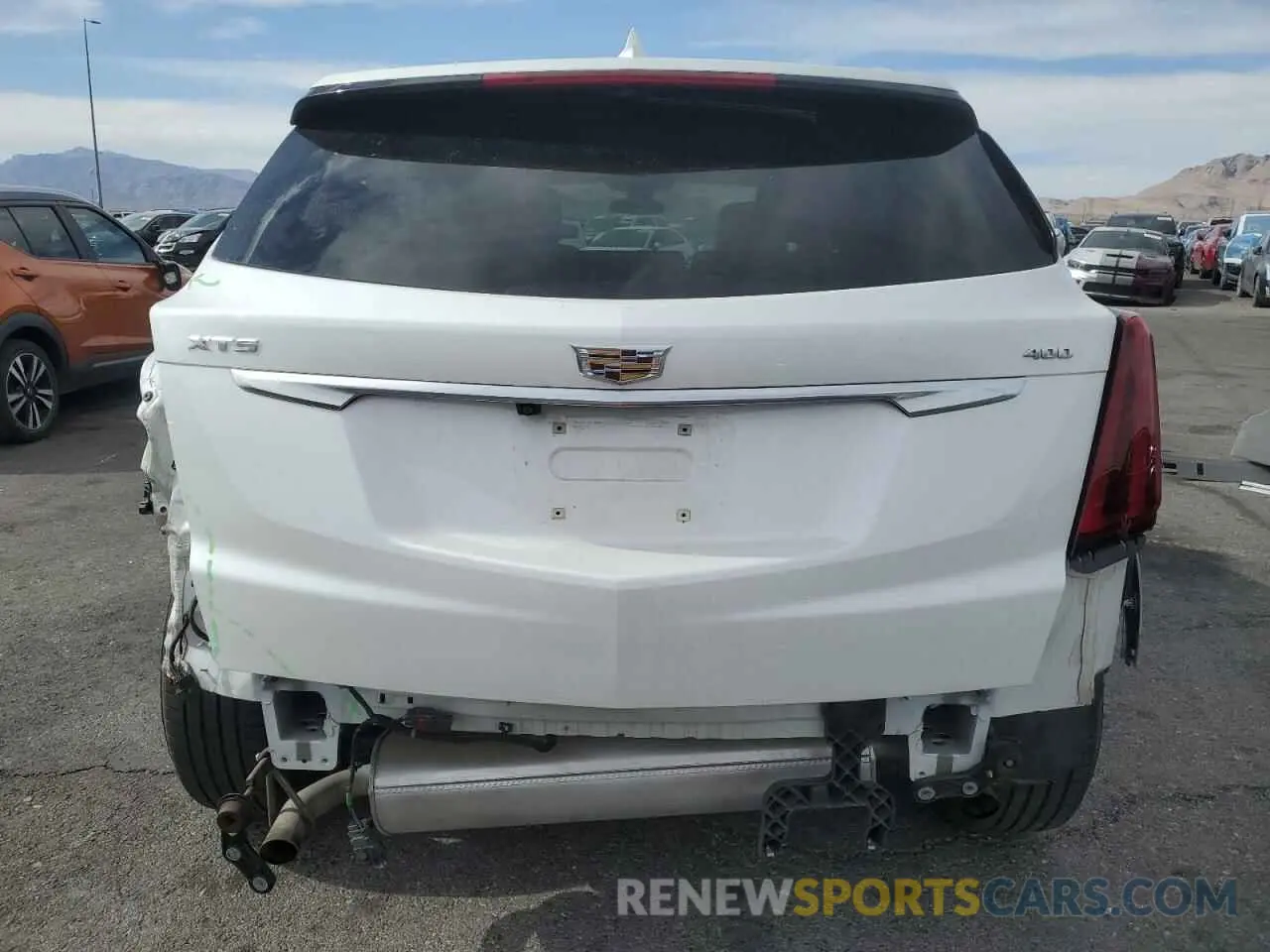 6 Фотография поврежденного автомобиля 1GYKNCRS0MZ110560 CADILLAC XT5 2021