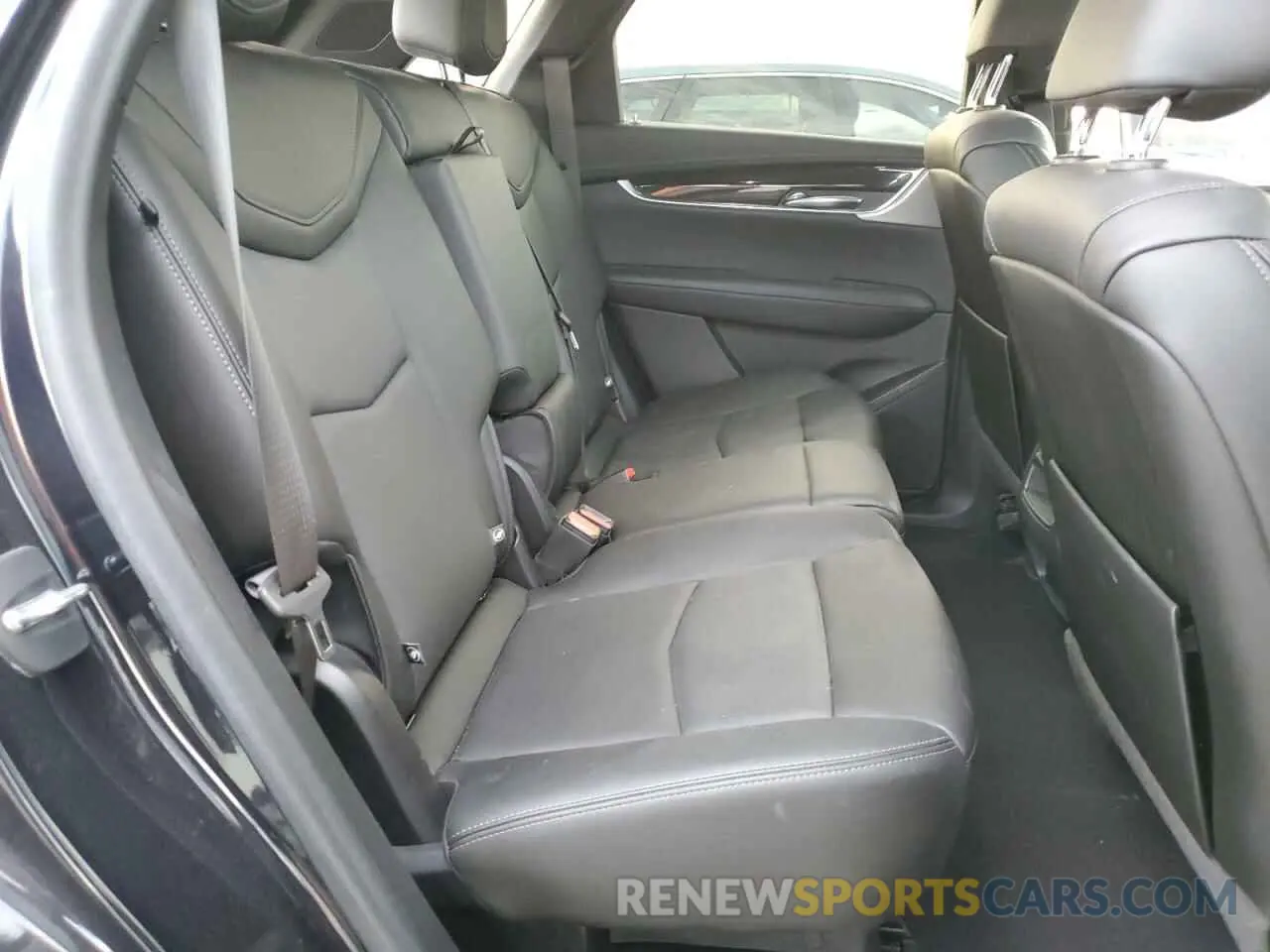 11 Фотография поврежденного автомобиля 1GYKNCRS4MZ121643 CADILLAC XT5 2021