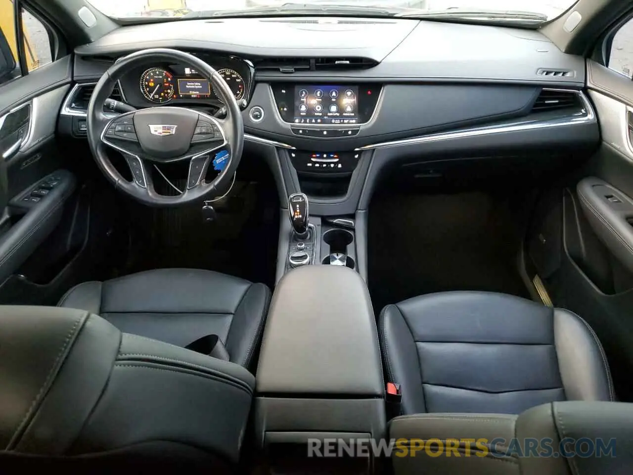 8 Фотография поврежденного автомобиля 1GYKNCRS4MZ121643 CADILLAC XT5 2021