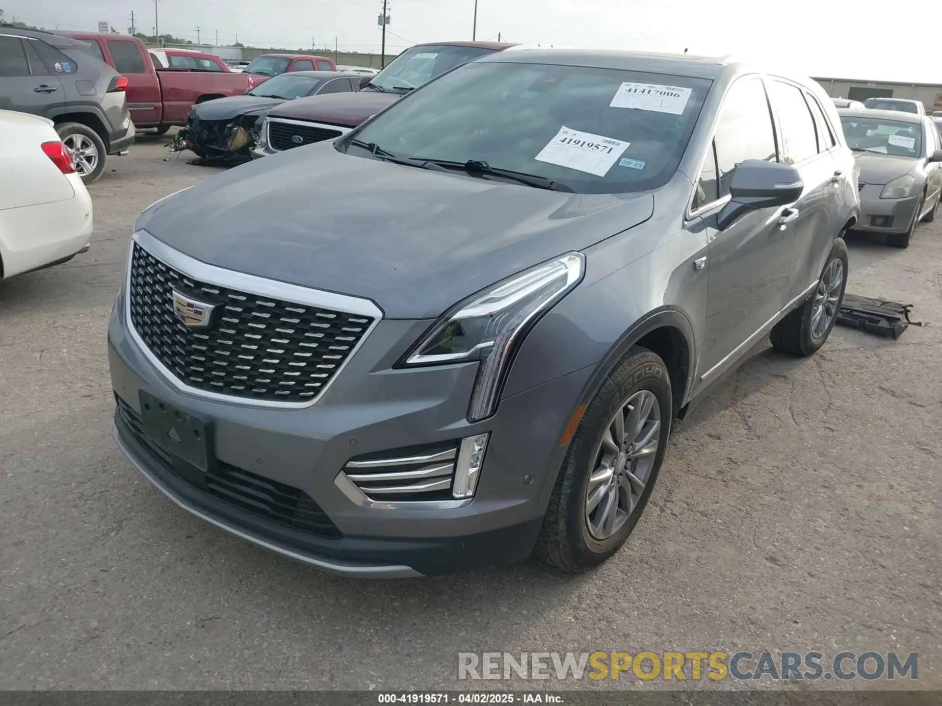 2 Photograph of a damaged car 1GYKNCRS5MZ128908 CADILLAC XT5 2021