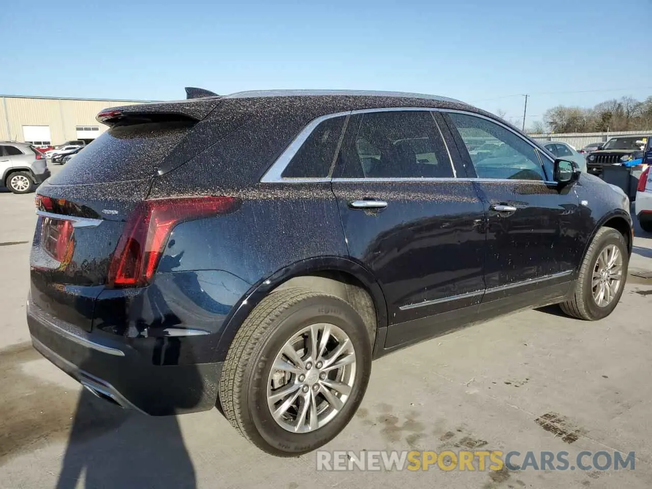 3 Photograph of a damaged car 1GYKNCRS5MZ138712 CADILLAC XT5 2021