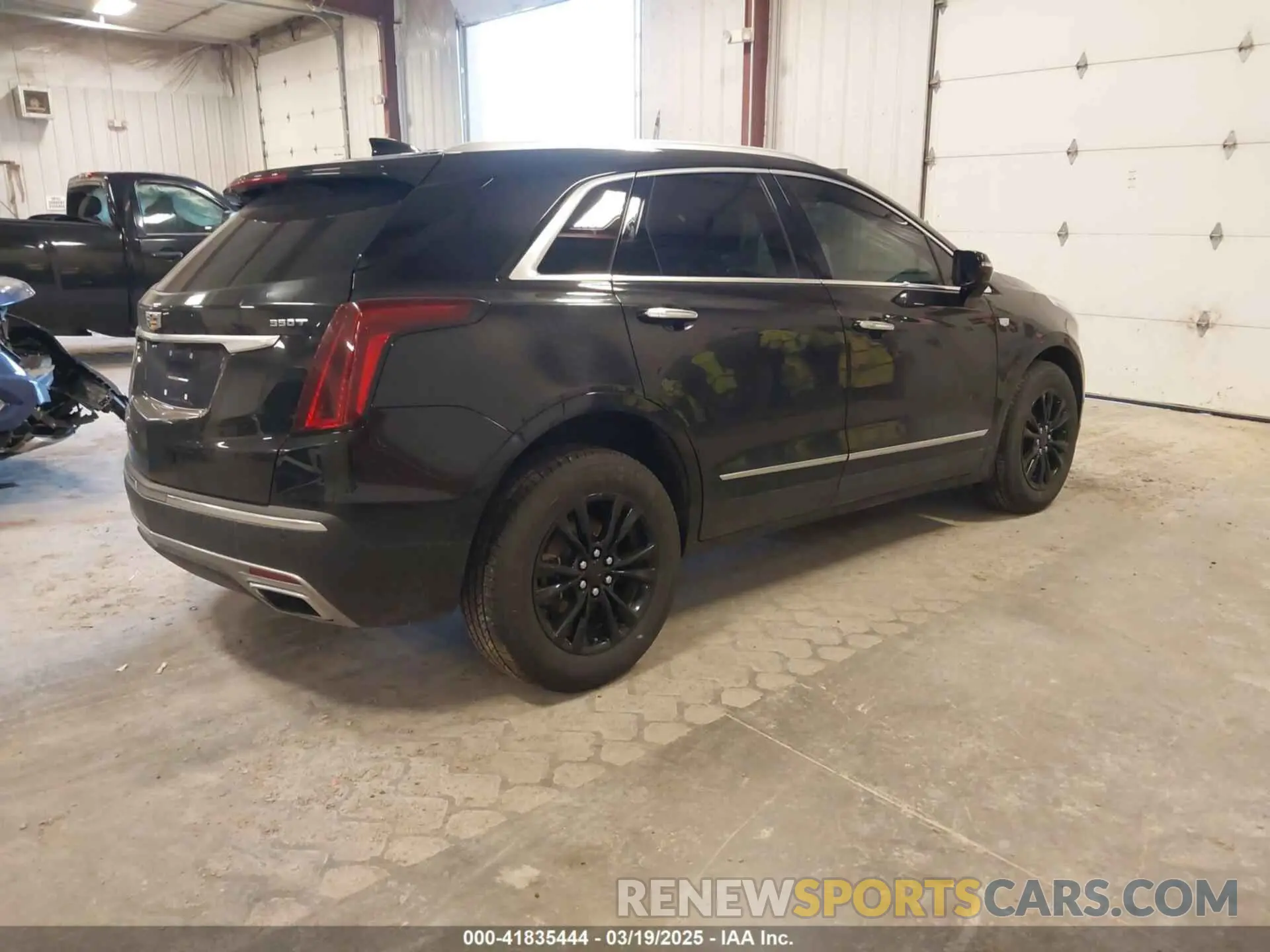 4 Фотография поврежденного автомобиля 1GYKNDR41MZ129884 CADILLAC XT5 2021