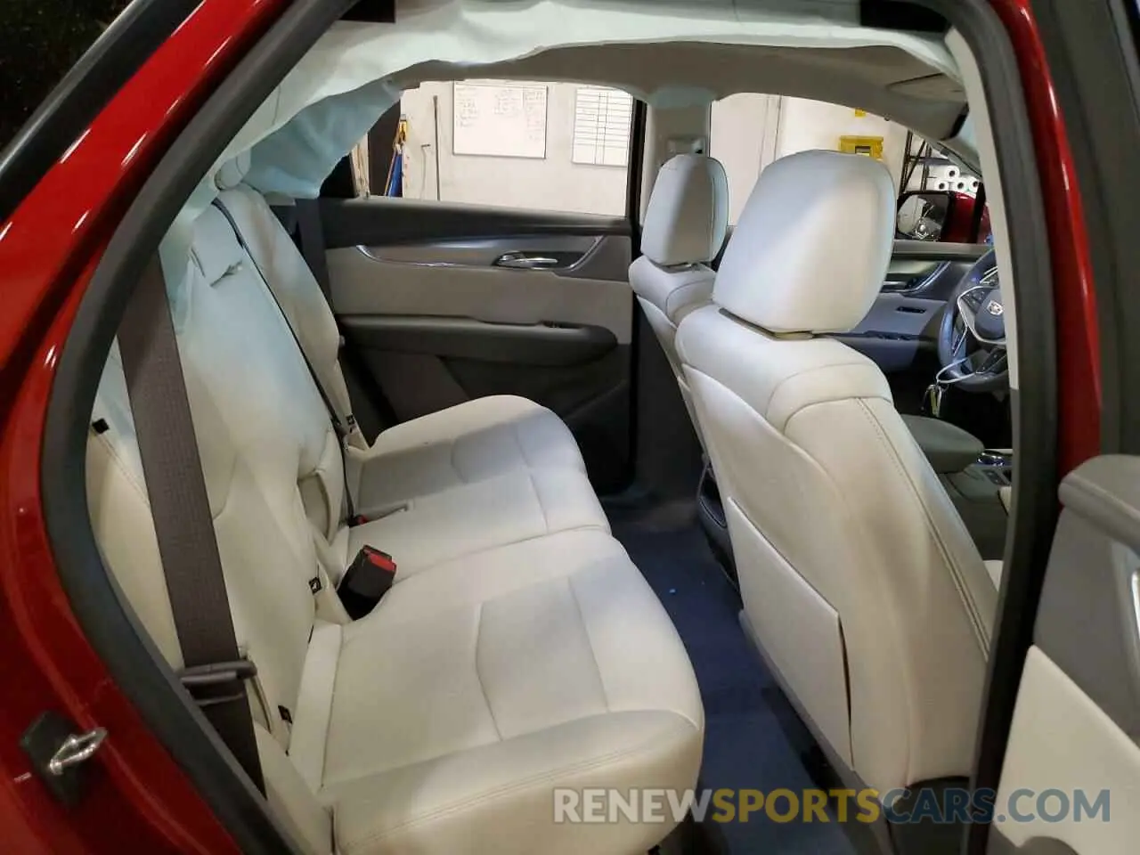 11 Фотография поврежденного автомобиля 1GYKNDR46MZ121487 CADILLAC XT5 2021