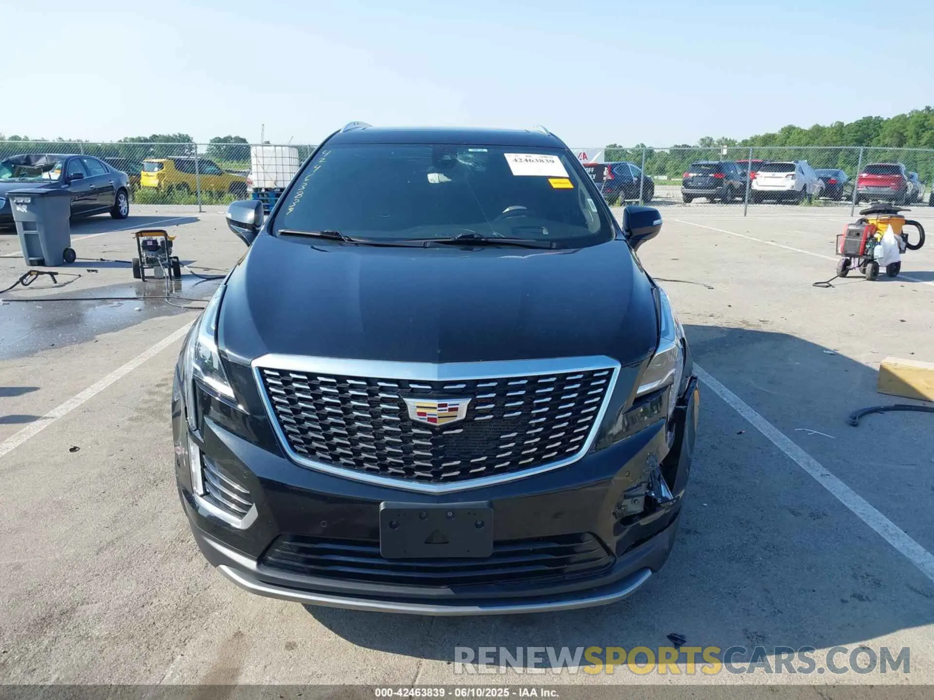 12 Photograph of a damaged car 1GYKNDRS3MZ104502 CADILLAC XT5 2021