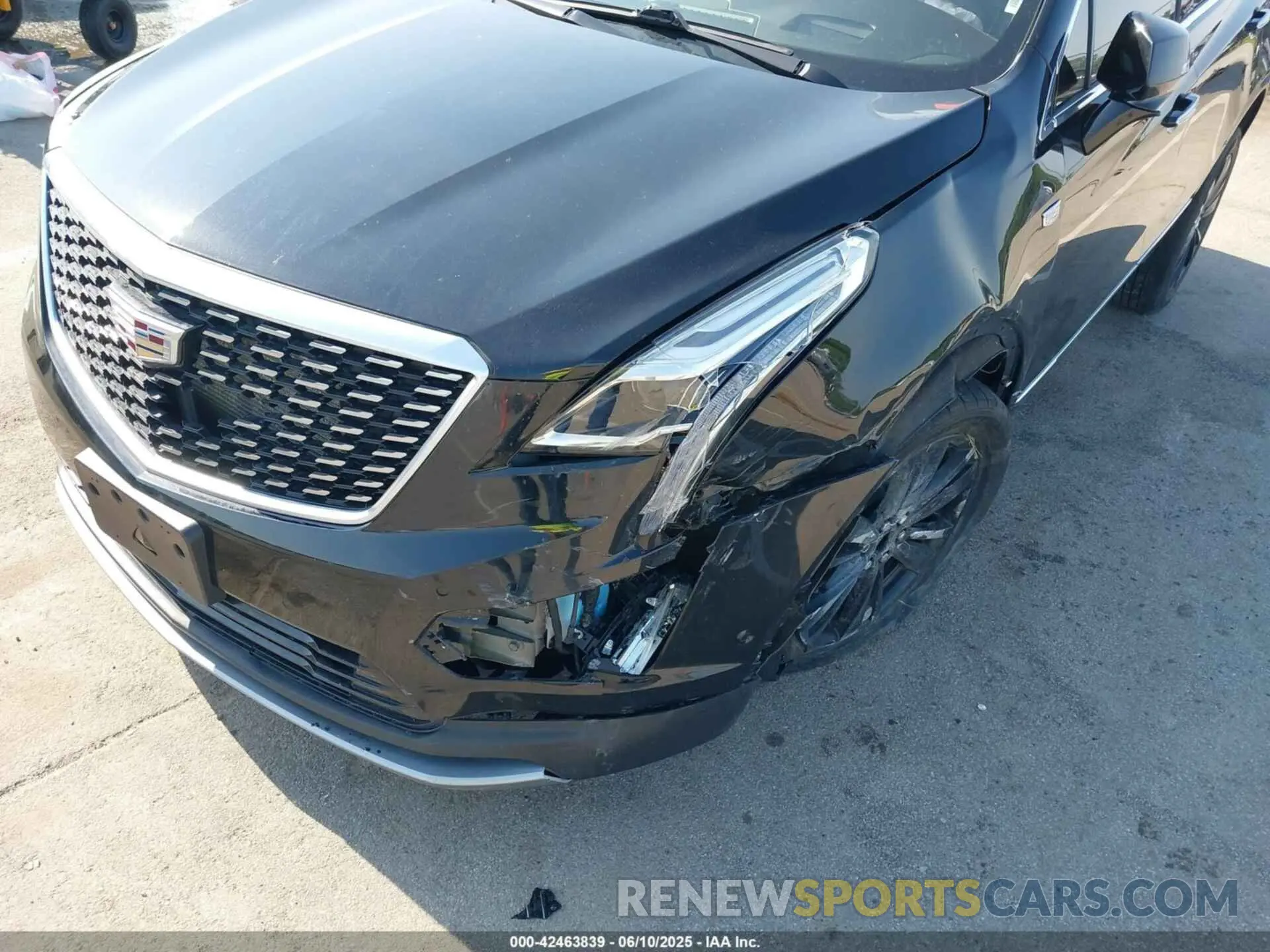 6 Photograph of a damaged car 1GYKNDRS3MZ104502 CADILLAC XT5 2021