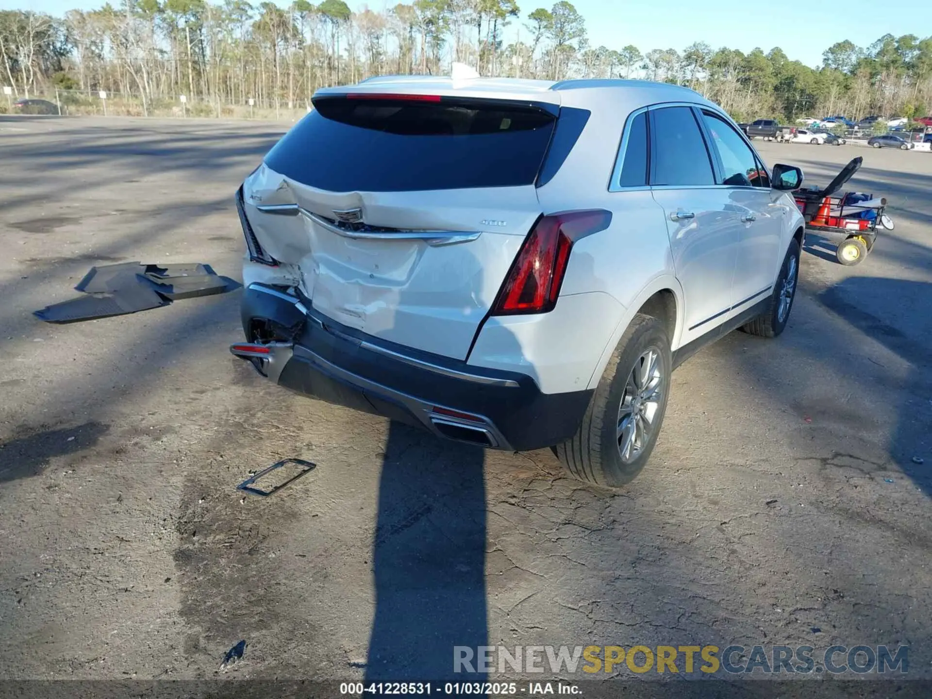 4 Photograph of a damaged car 1GYKNDRS3MZ115273 CADILLAC XT5 2021