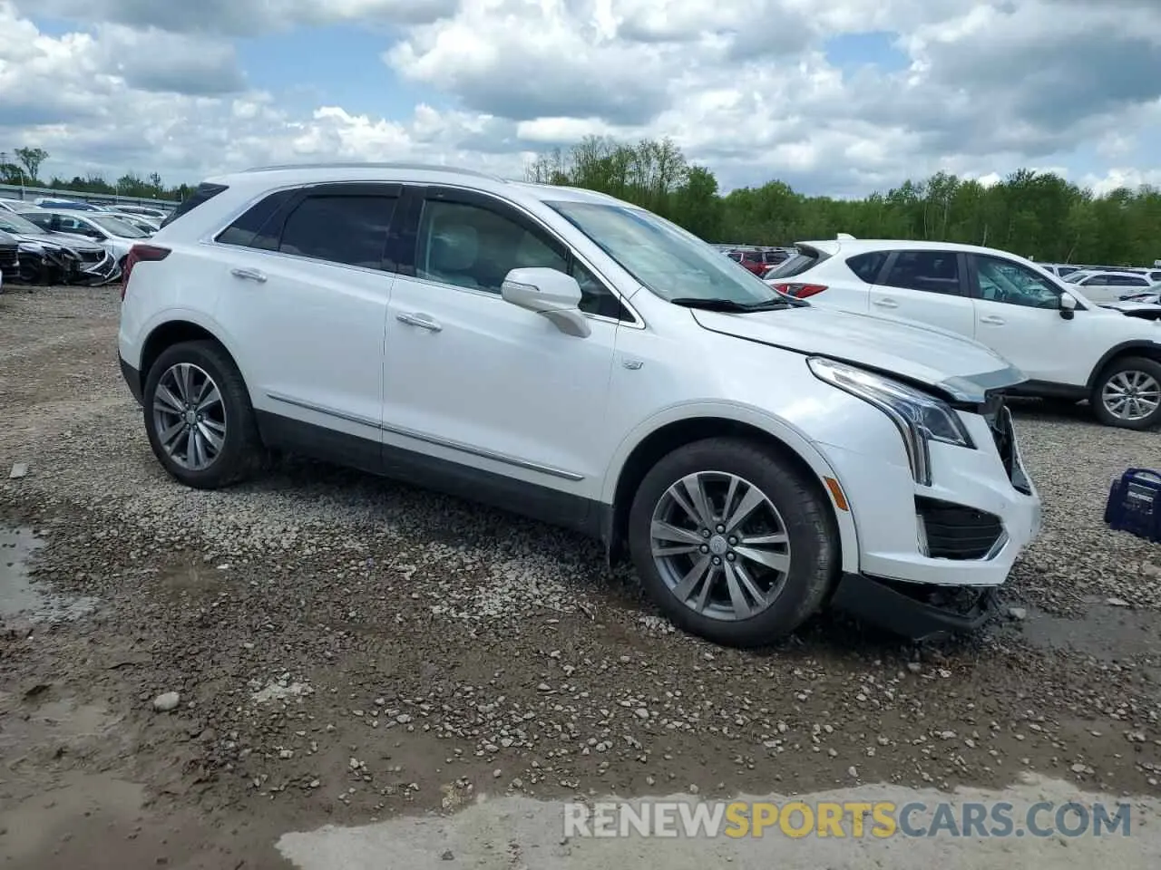 4 Photograph of a damaged car 1GYKNDRS4MZ123320 CADILLAC XT5 2021