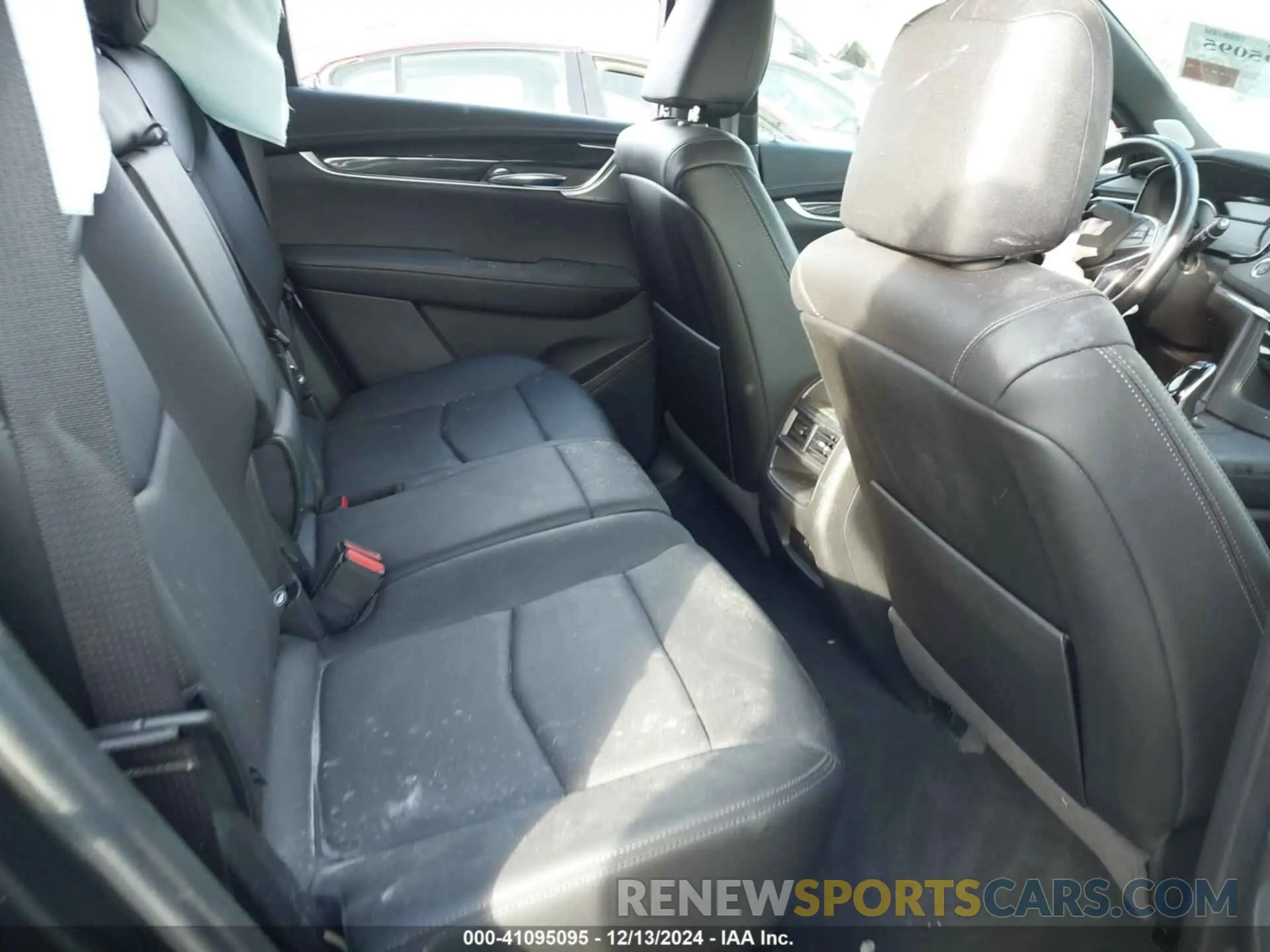 8 Фотография поврежденного автомобиля 1GYKNDRS5MZ122287 CADILLAC XT5 2021
