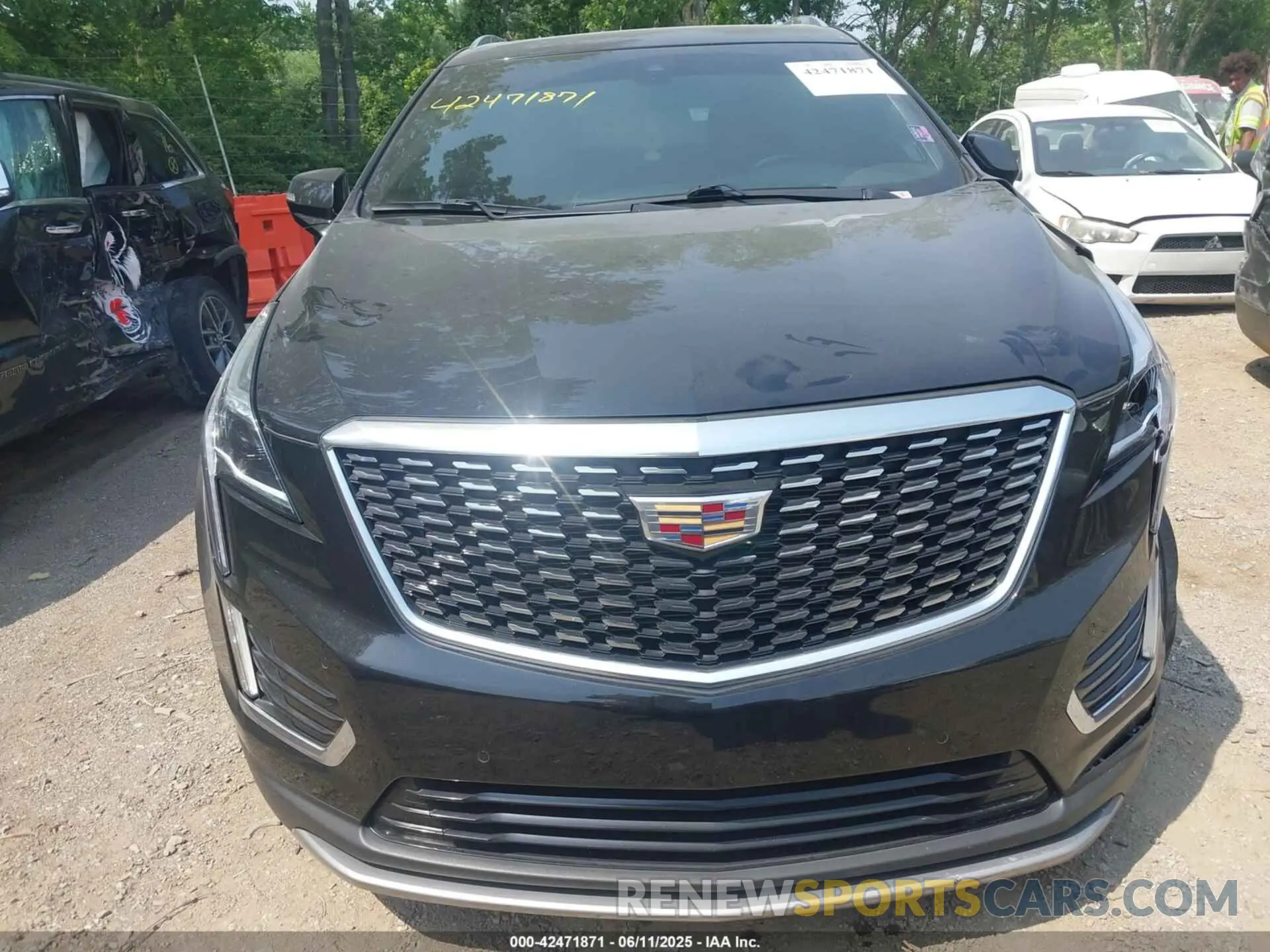 12 Photograph of a damaged car 1GYKNDRS9MZ183772 CADILLAC XT5 2021