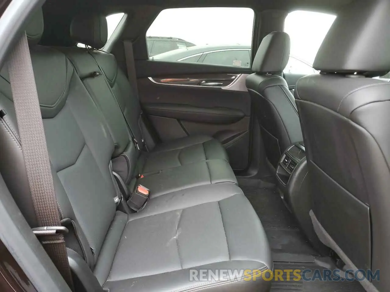 10 Фотография поврежденного автомобиля 1GYKNGRS2MZ142286 CADILLAC XT5 2021