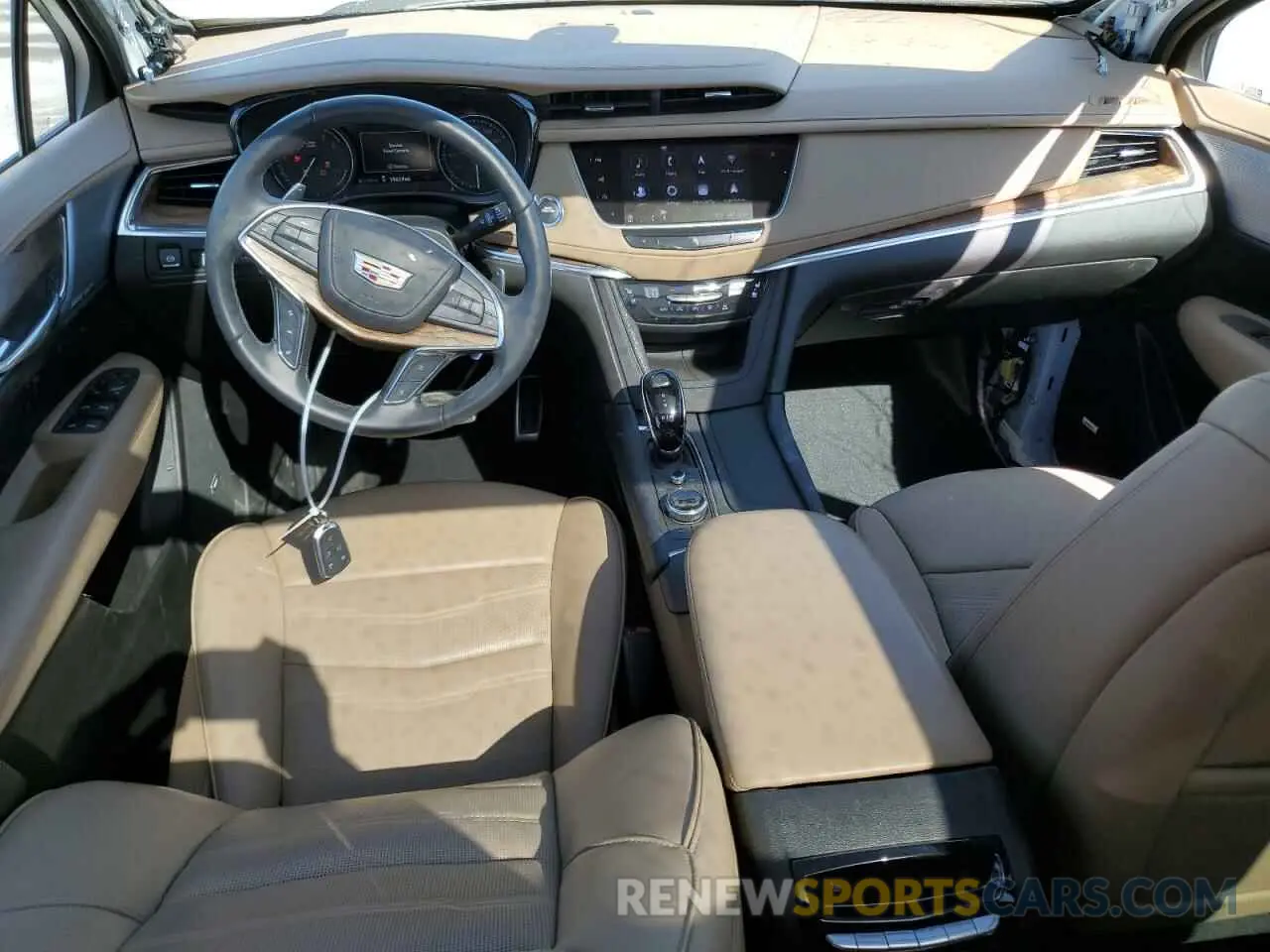 8 Фотография поврежденного автомобиля 1GYKNHRS2MZ156923 CADILLAC XT5 2021