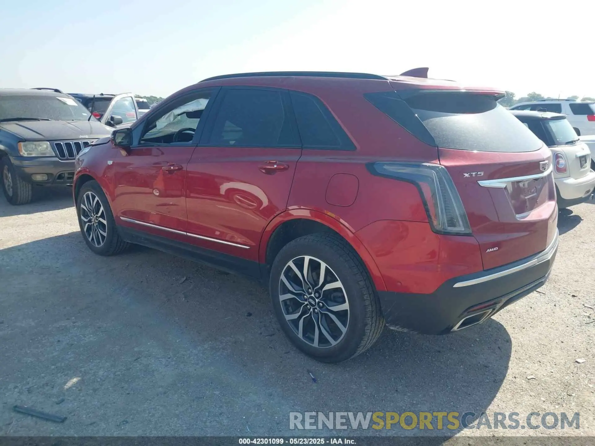 3 Фотография поврежденного автомобиля 1GYKNHRS2MZ201245 CADILLAC XT5 2021