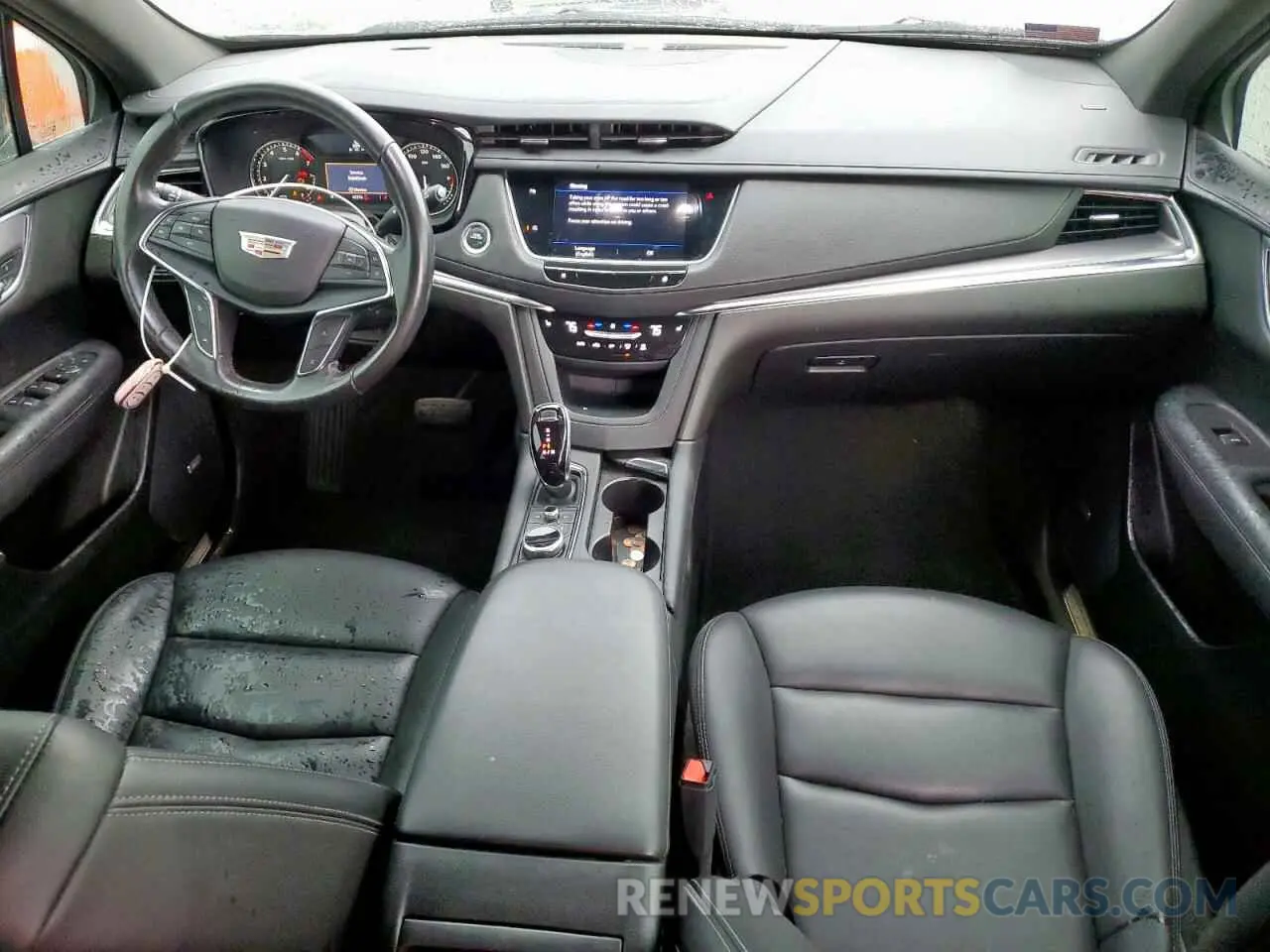 8 Фотография поврежденного автомобиля 1GYKNAR47NZ116377 CADILLAC XT5 2022