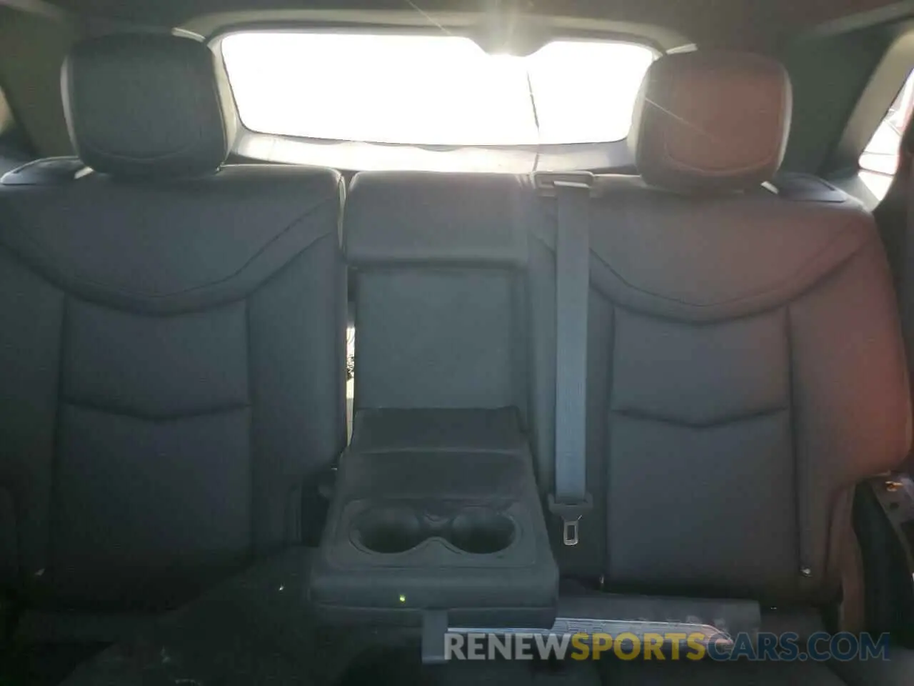 10 Фотография поврежденного автомобиля 1GYKNAR4XNZ165234 CADILLAC XT5 2022