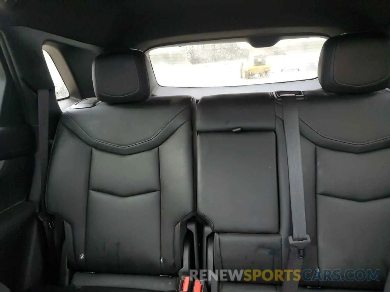10 Photograph of a damaged car 1GYKNBR46NZ148050 CADILLAC XT5 2022